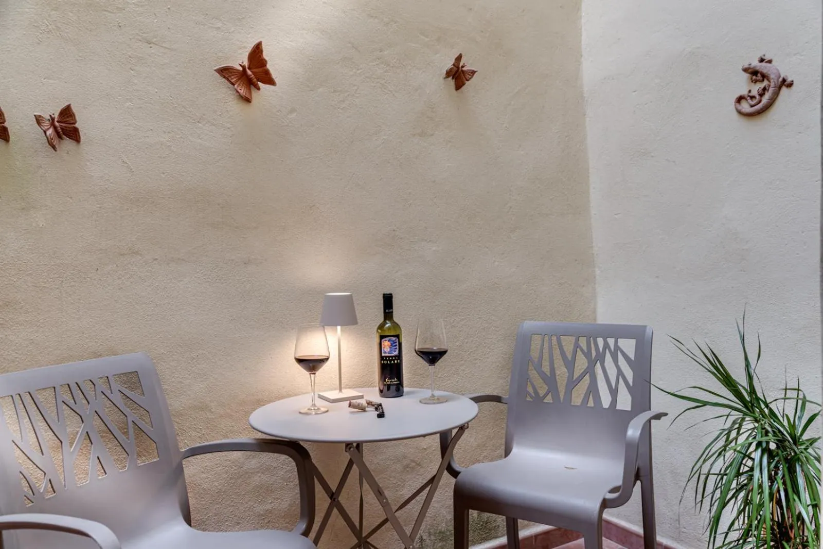 Patio in Vedetta Townhouse - camere e appartamenti nel centro storico by Be Vedetta