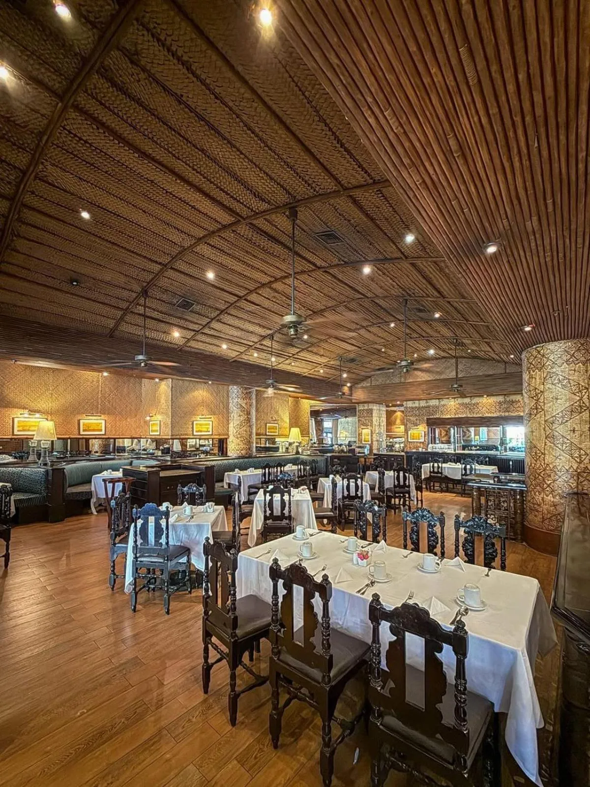 Restaurant/places to eat in Amarante Pyramids Hotel