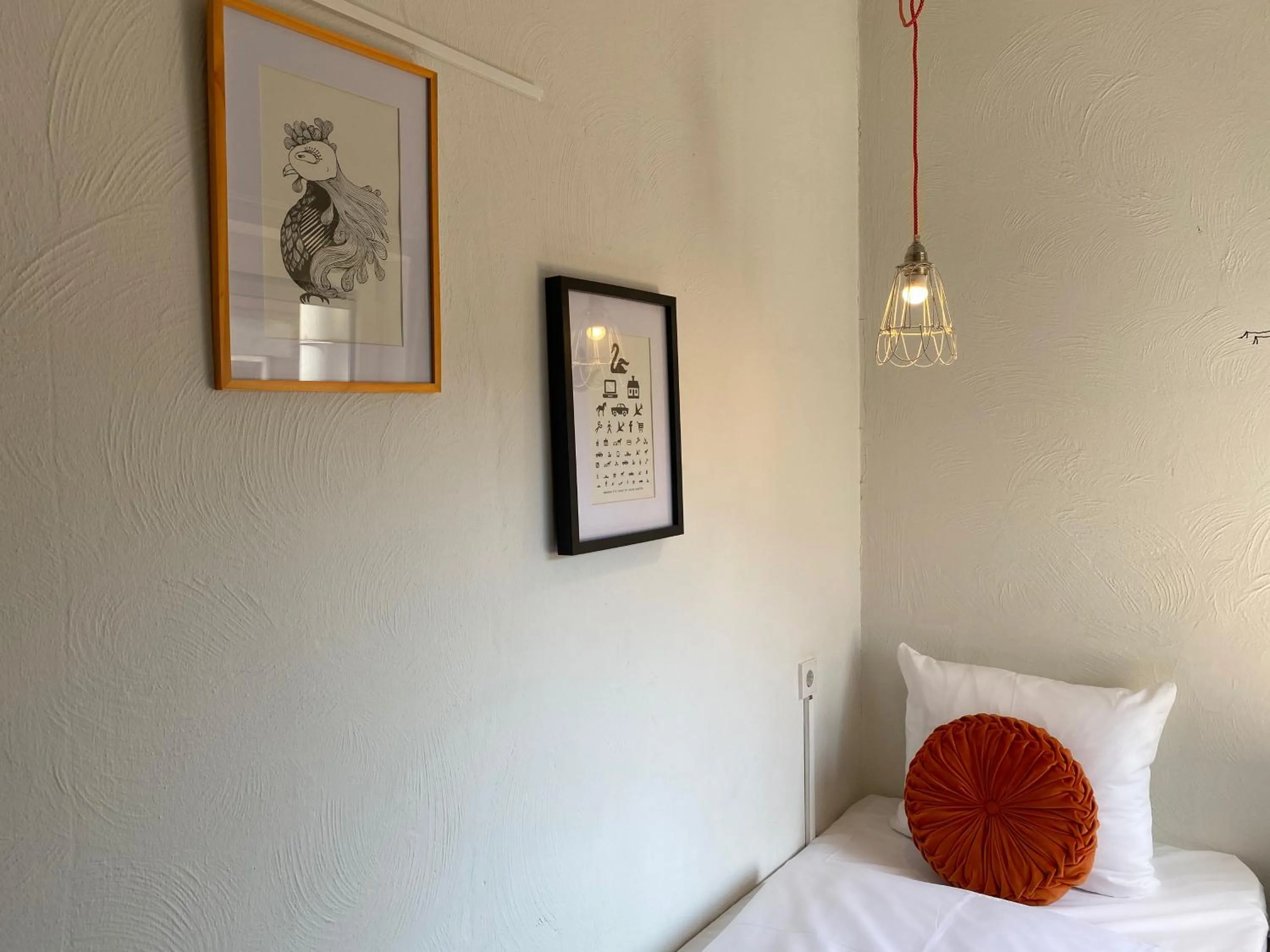 Bed in Hotel Credible