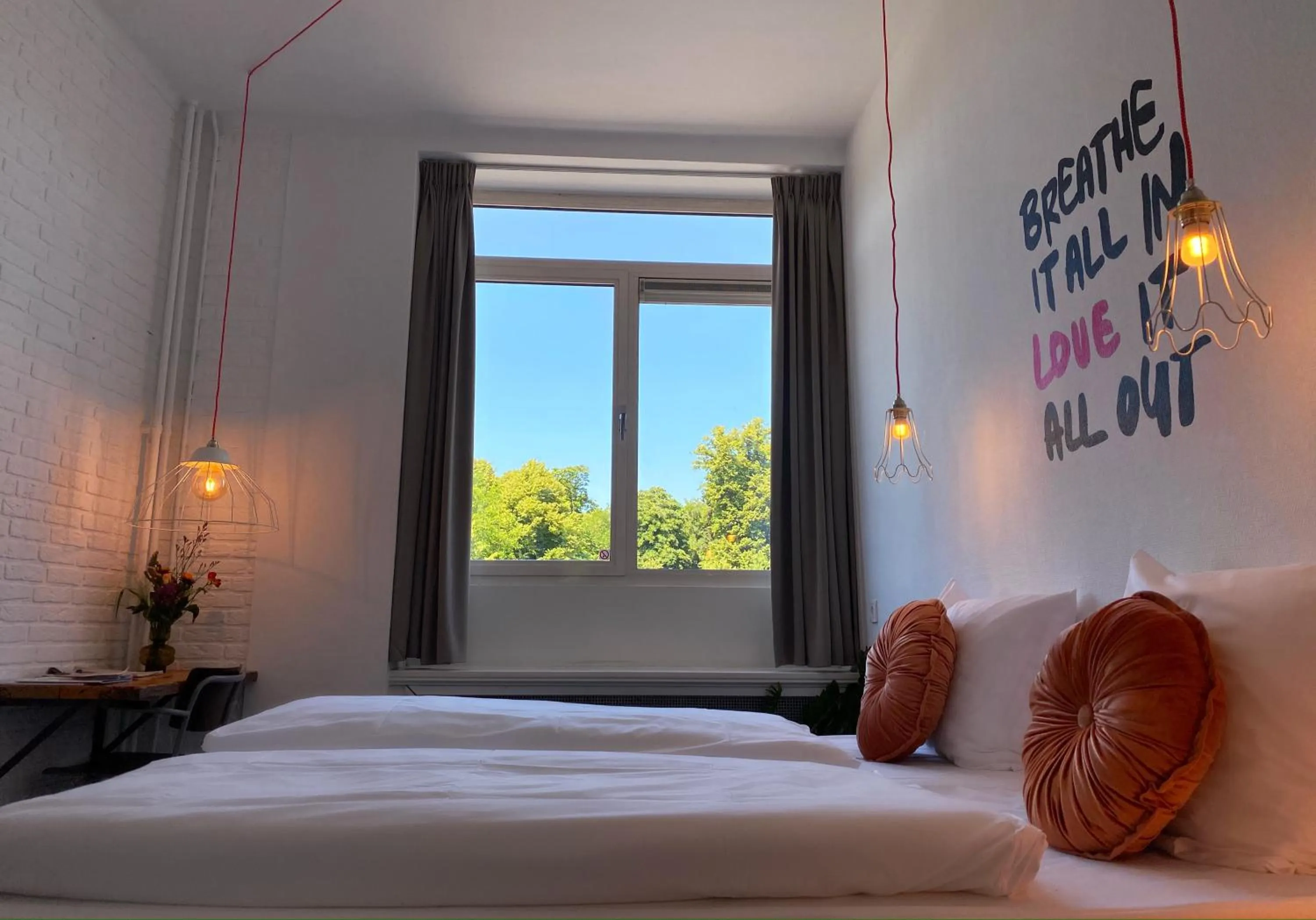 Bed in Hotel Credible