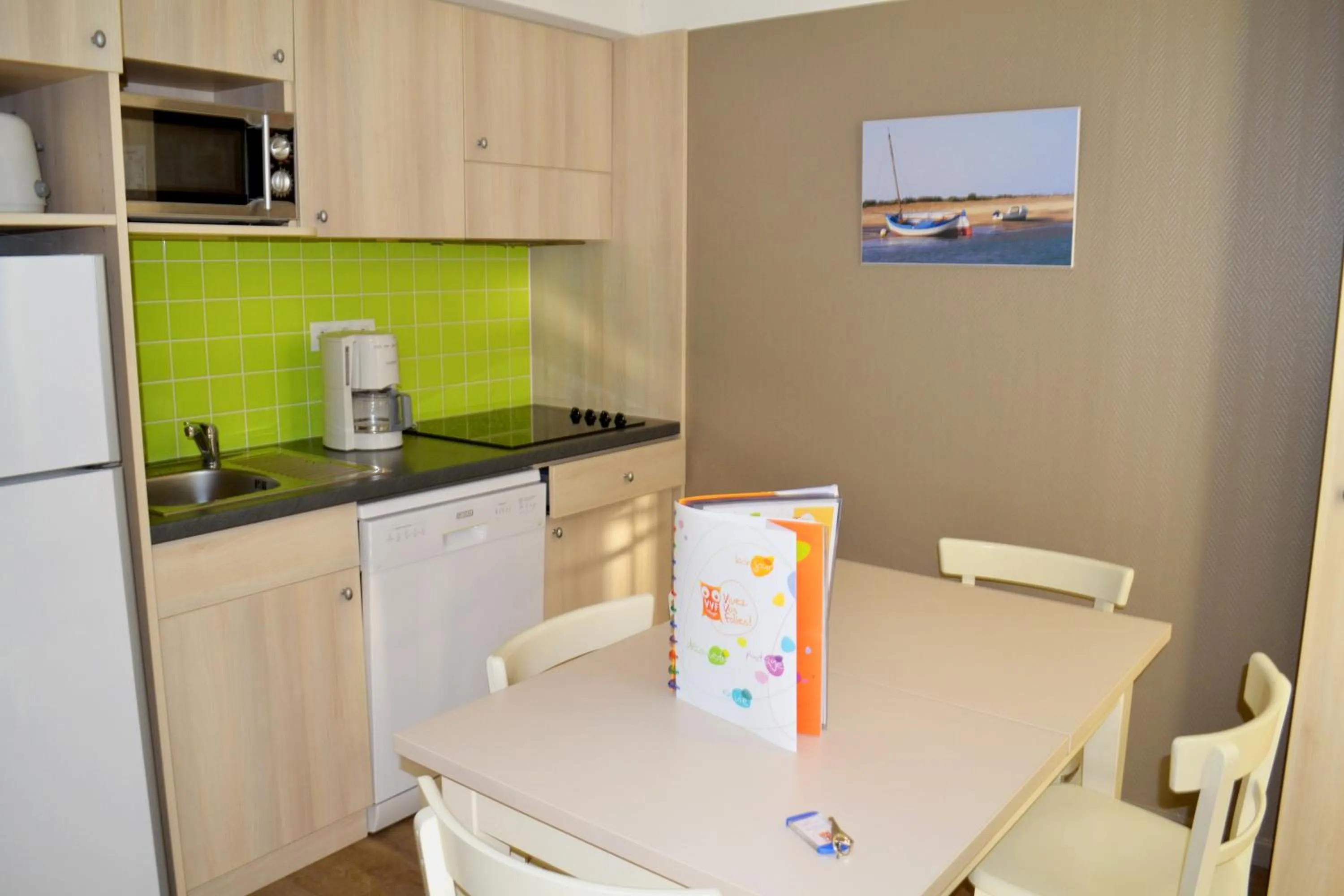 Kitchen or kitchenette in VVF Cotentin Îles anglo-normandes