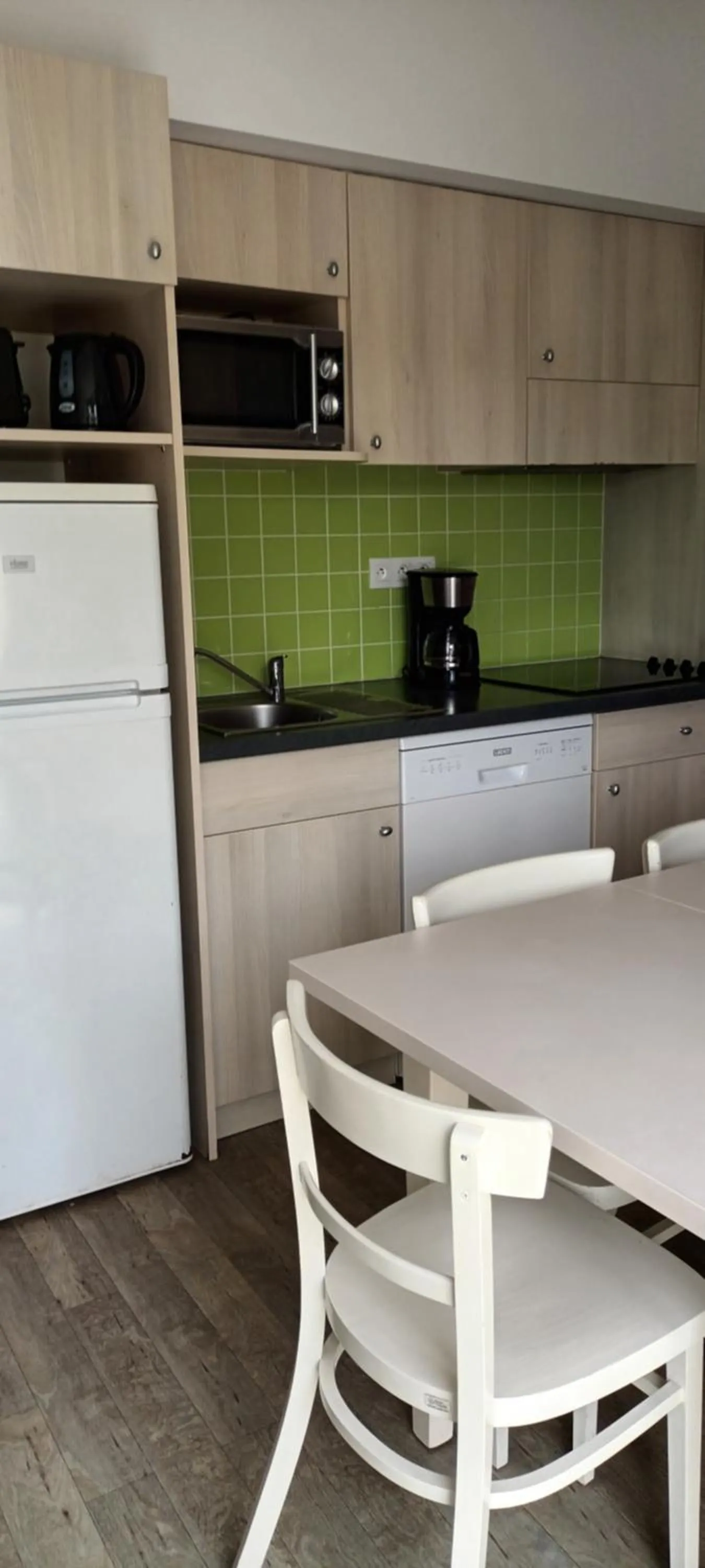 Communal kitchen in VVF Cotentin Îles anglo-normandes