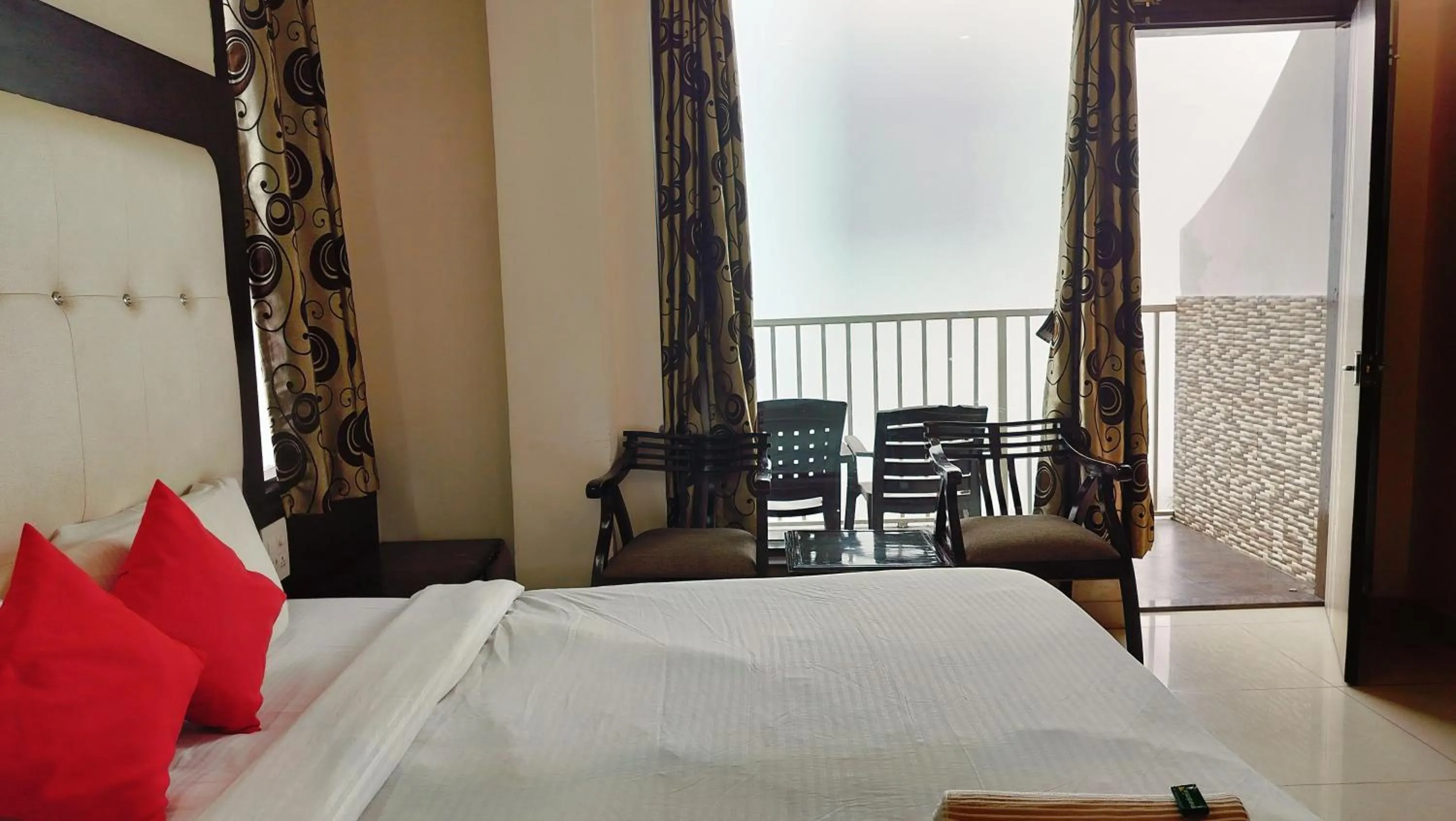 Bed in Royale India by Venu