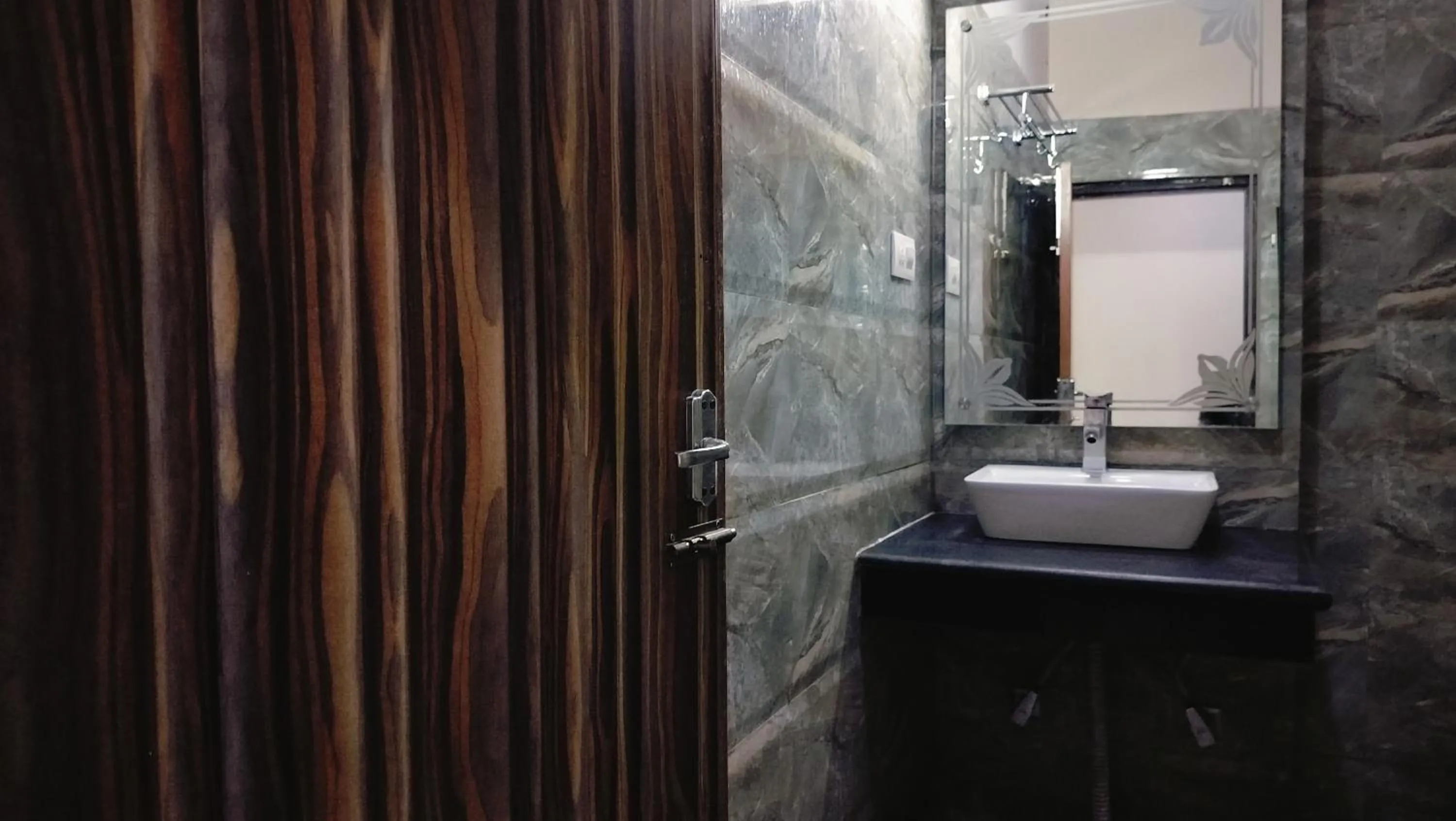 Royale India by Venu