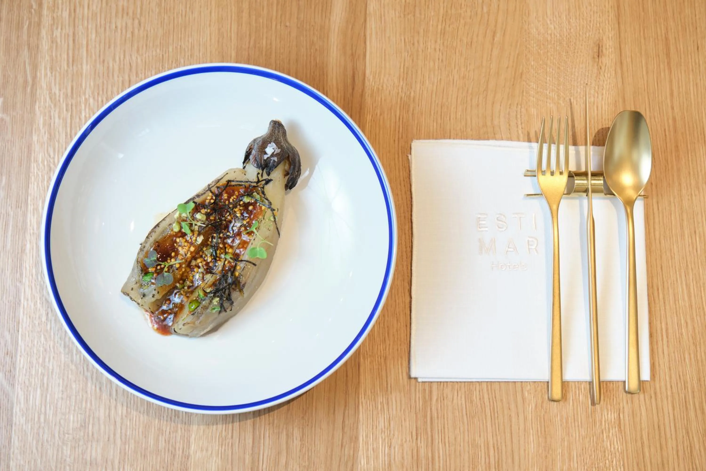 Food and drinks in ESTIMAR Valencia