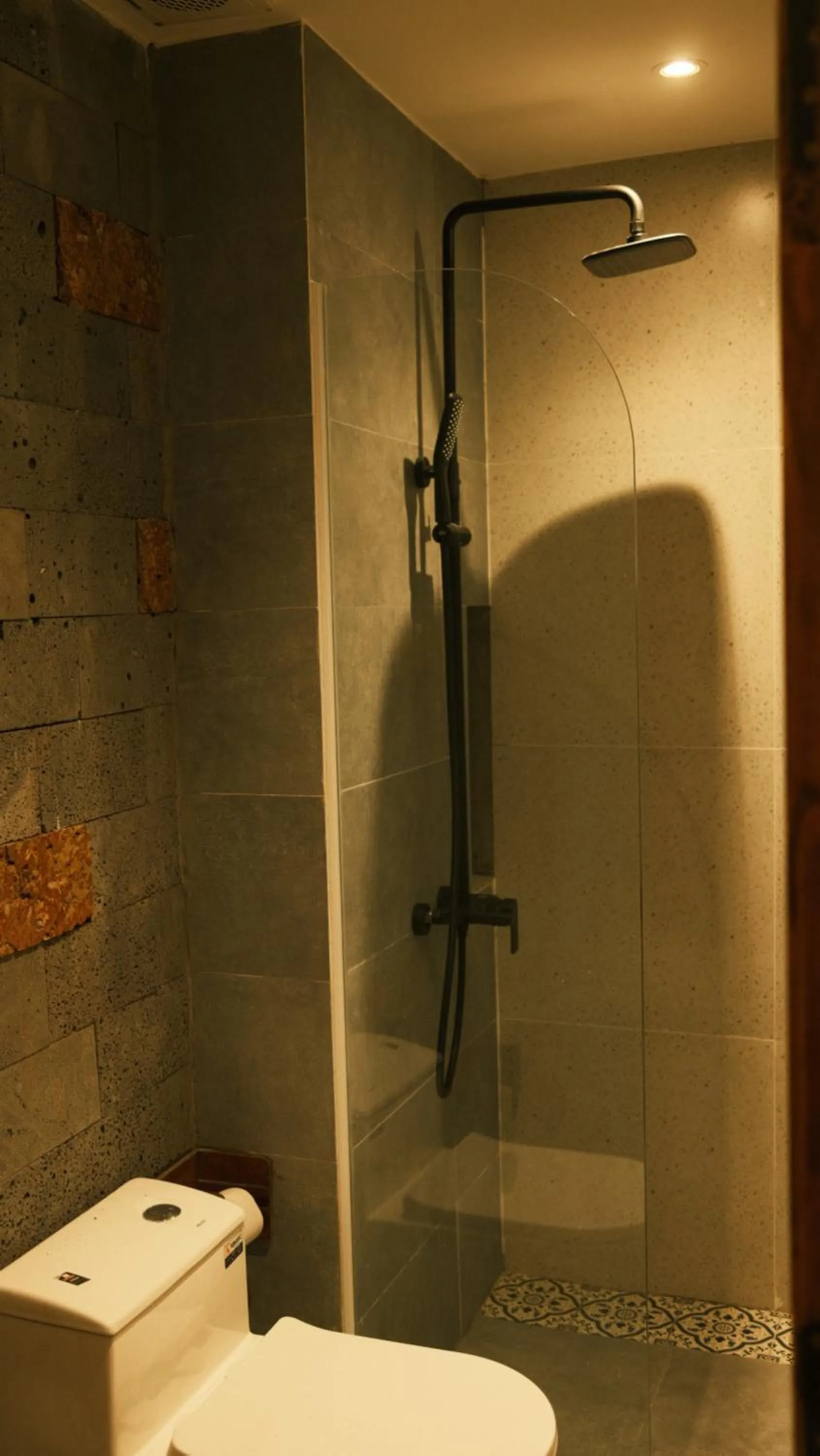 Shower in Vũ House Phú Yên- Boutique Room & Breakfast