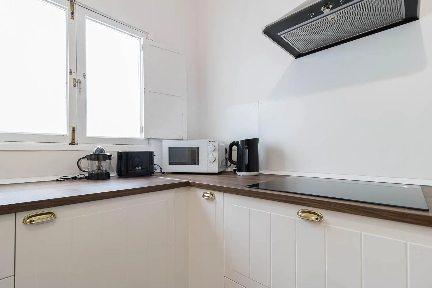 Kitchen or kitchenette in La Bussola