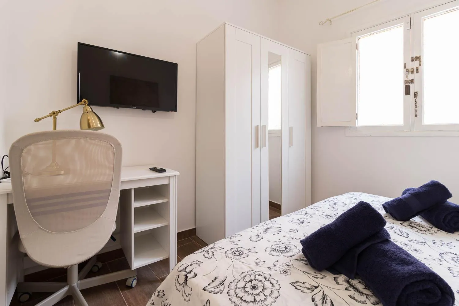 Photo of the whole room, Bed in La Bussola