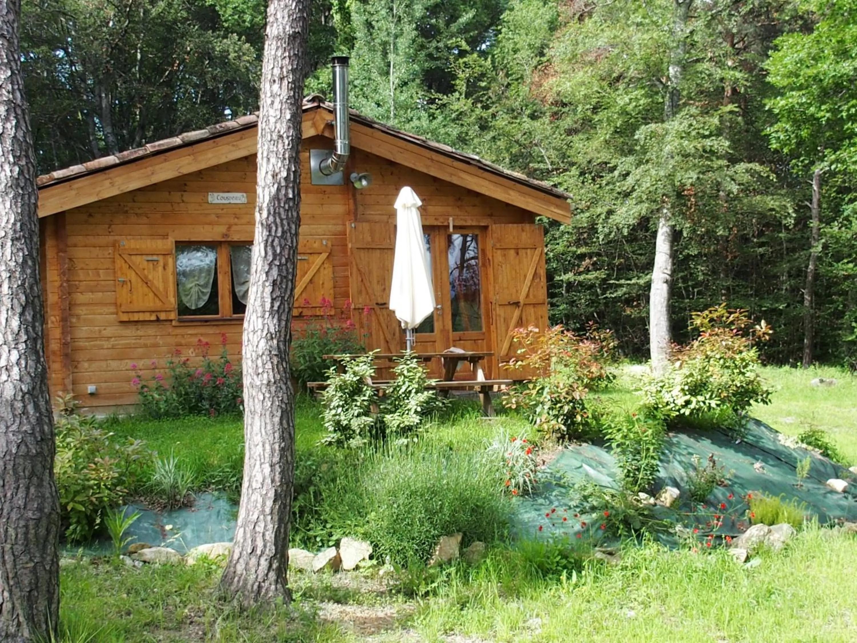 Facade/entrance in Chalets du Bois de Vache