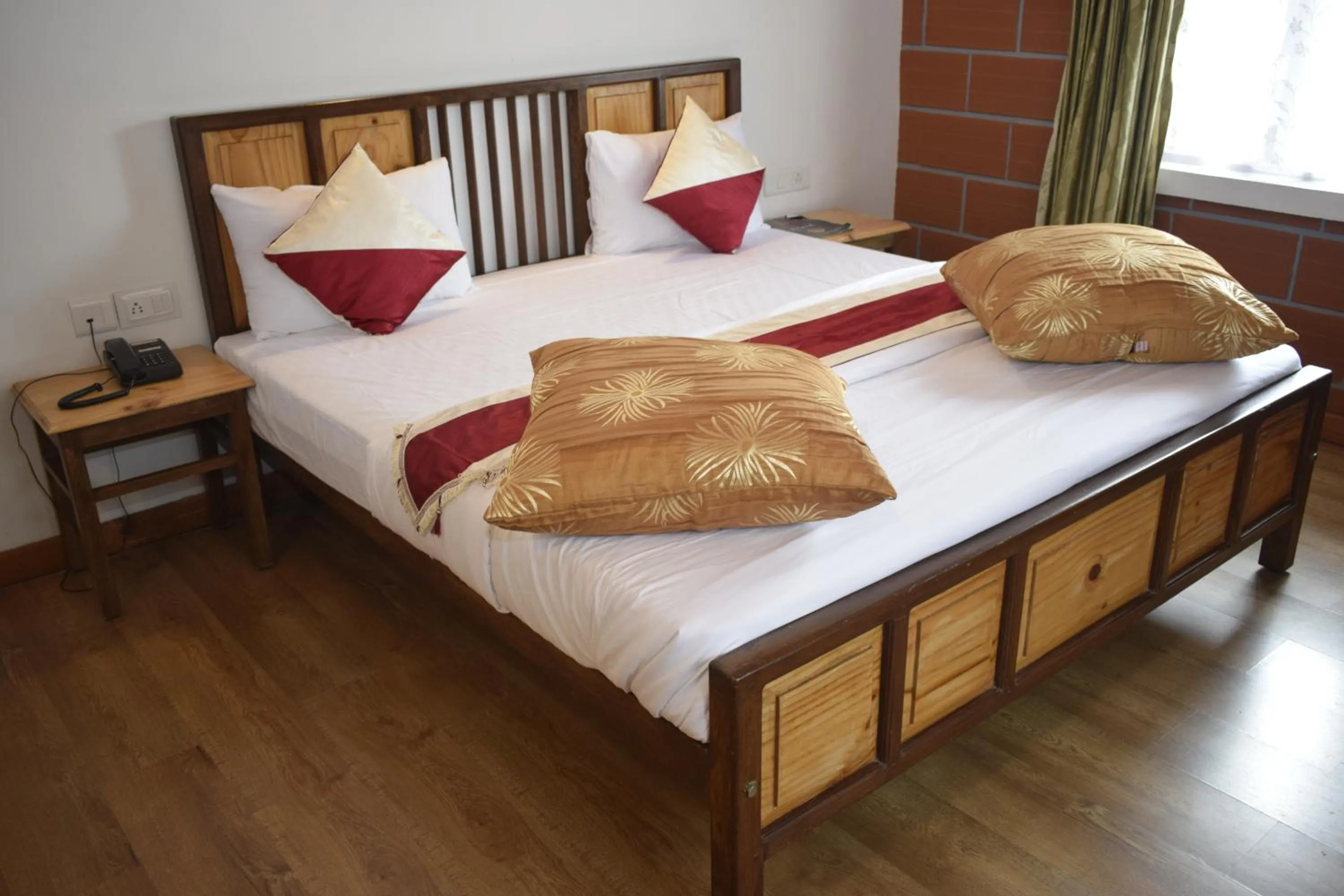 Photo of the whole room, Bed in Altius Nest Hotel