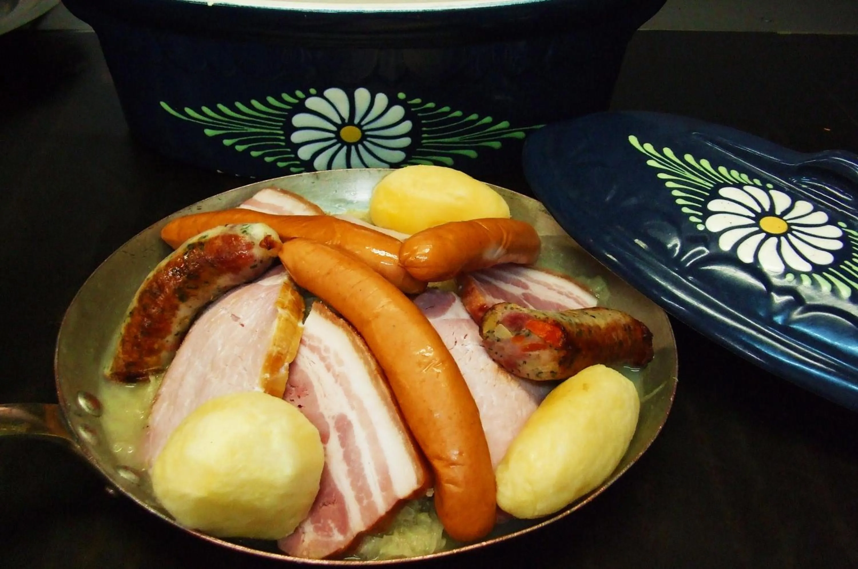 Restaurant/places to eat in Logis Hôtel - Restaurant Aux Bruyères