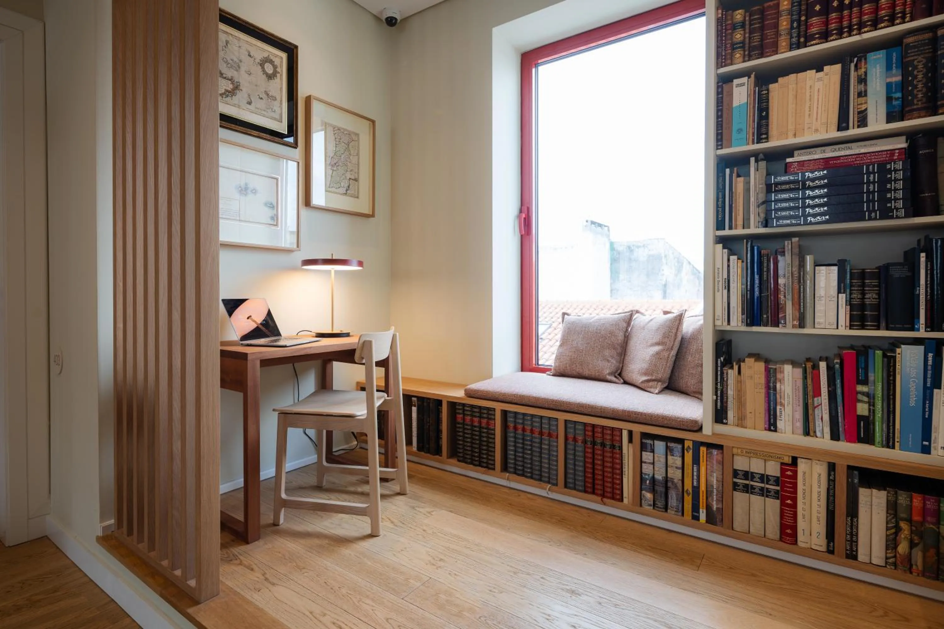 Library in NINE DOTS Azorean Art Boutique Hotel