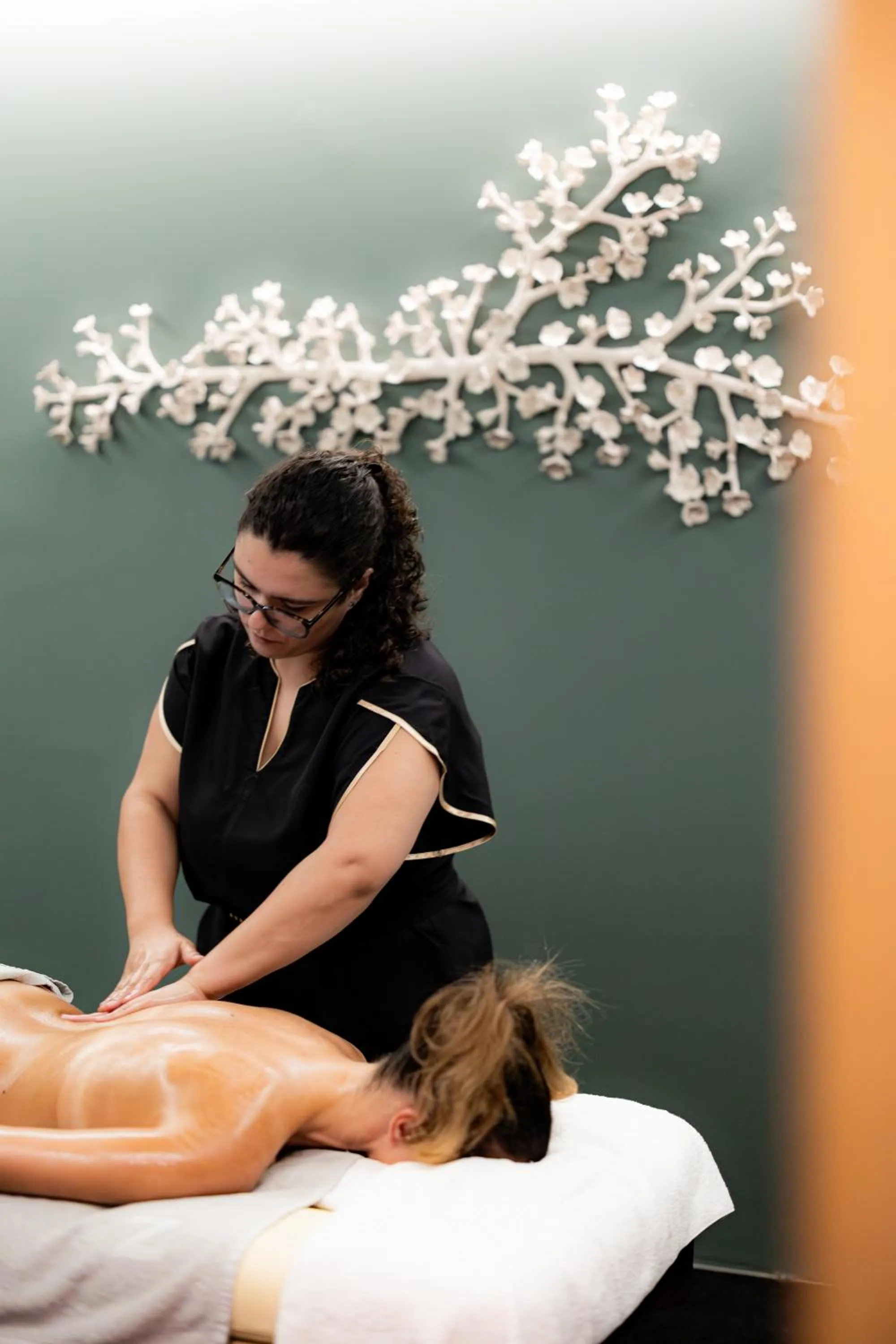 Massage in NINE DOTS Azorean Art Boutique Hotel