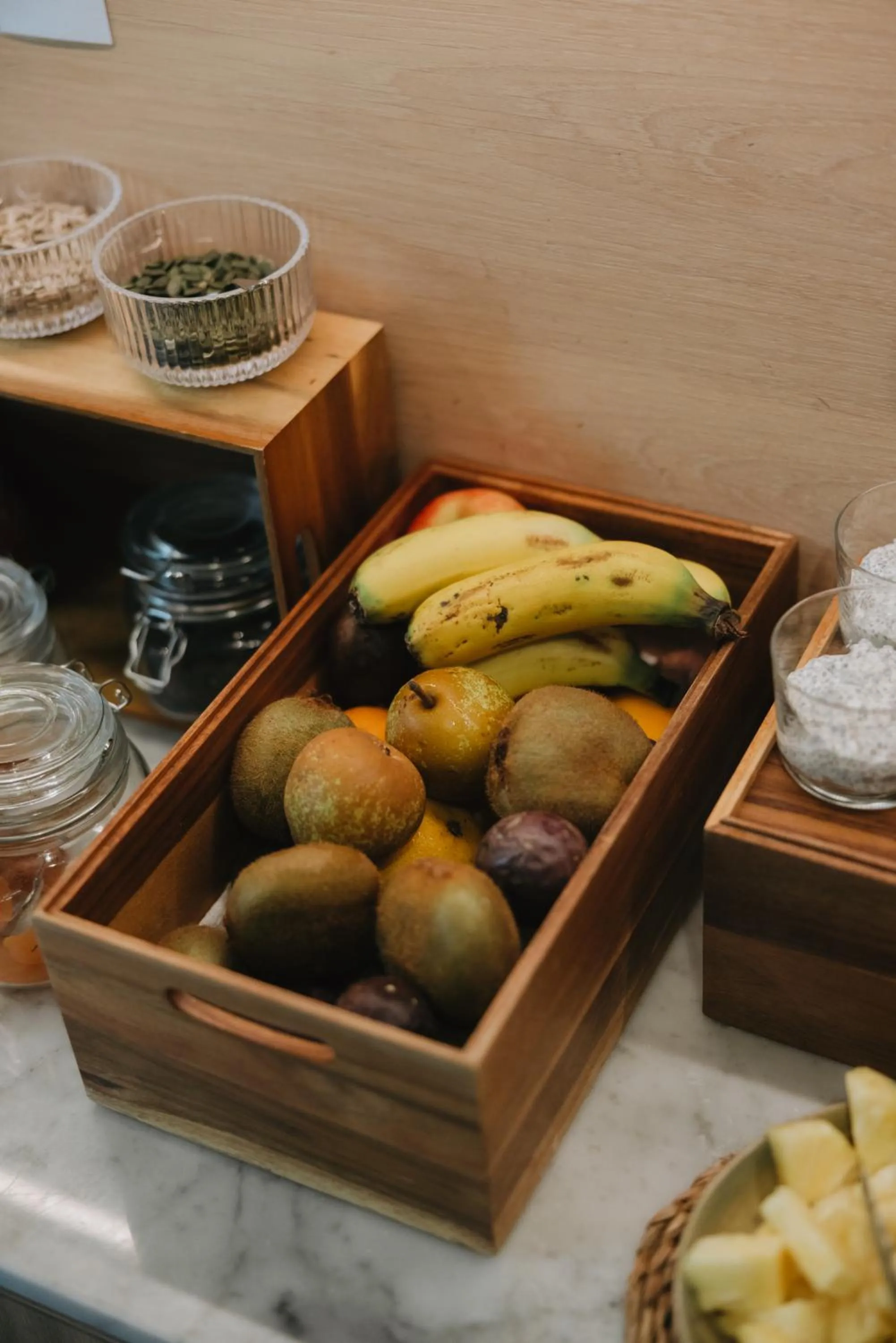 Restaurant/places to eat in NINE DOTS Azorean Art Boutique Hotel