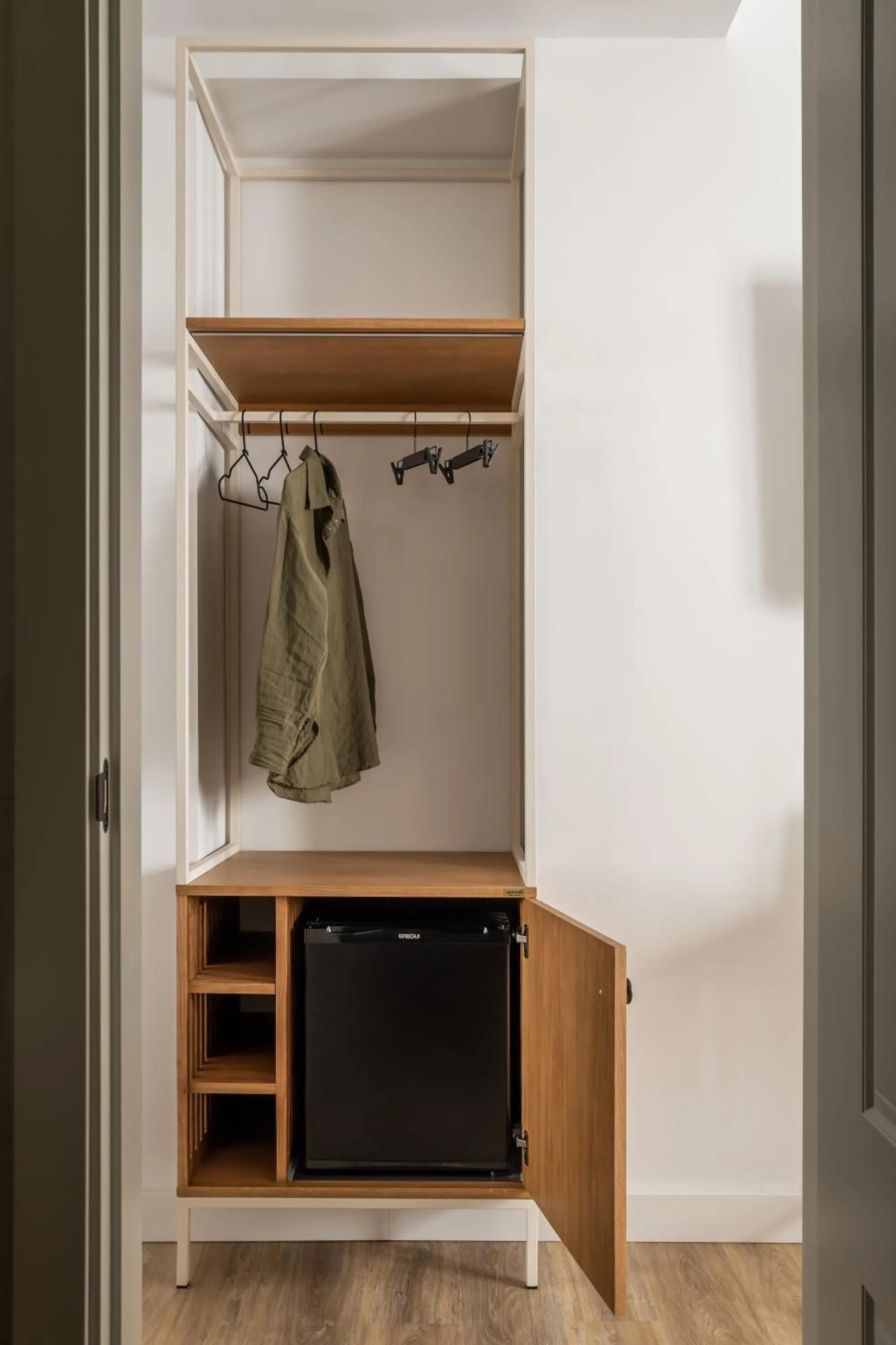 wardrobe in BYPILLOW Casa Gades