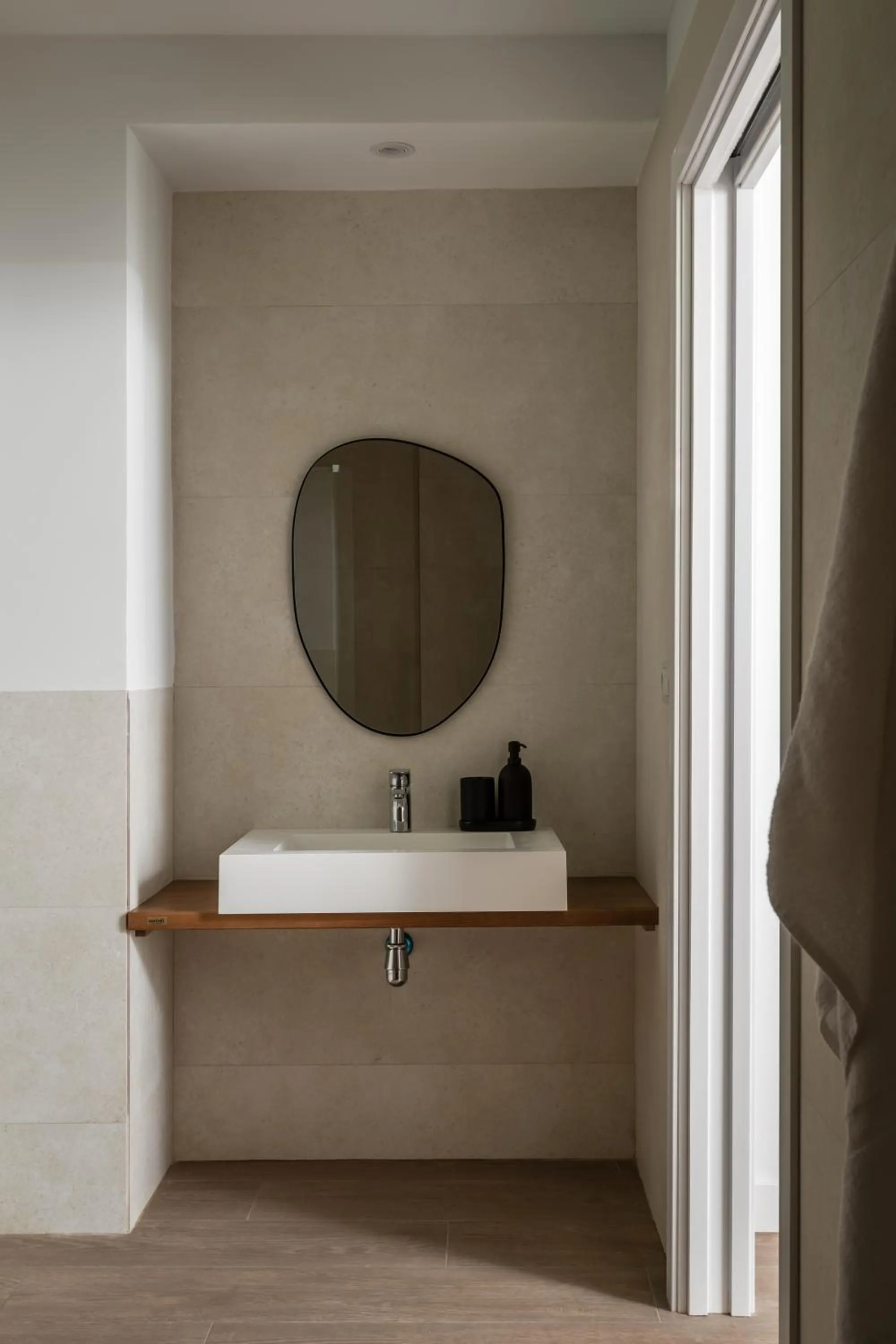 Bathroom in BYPILLOW Casa Gades