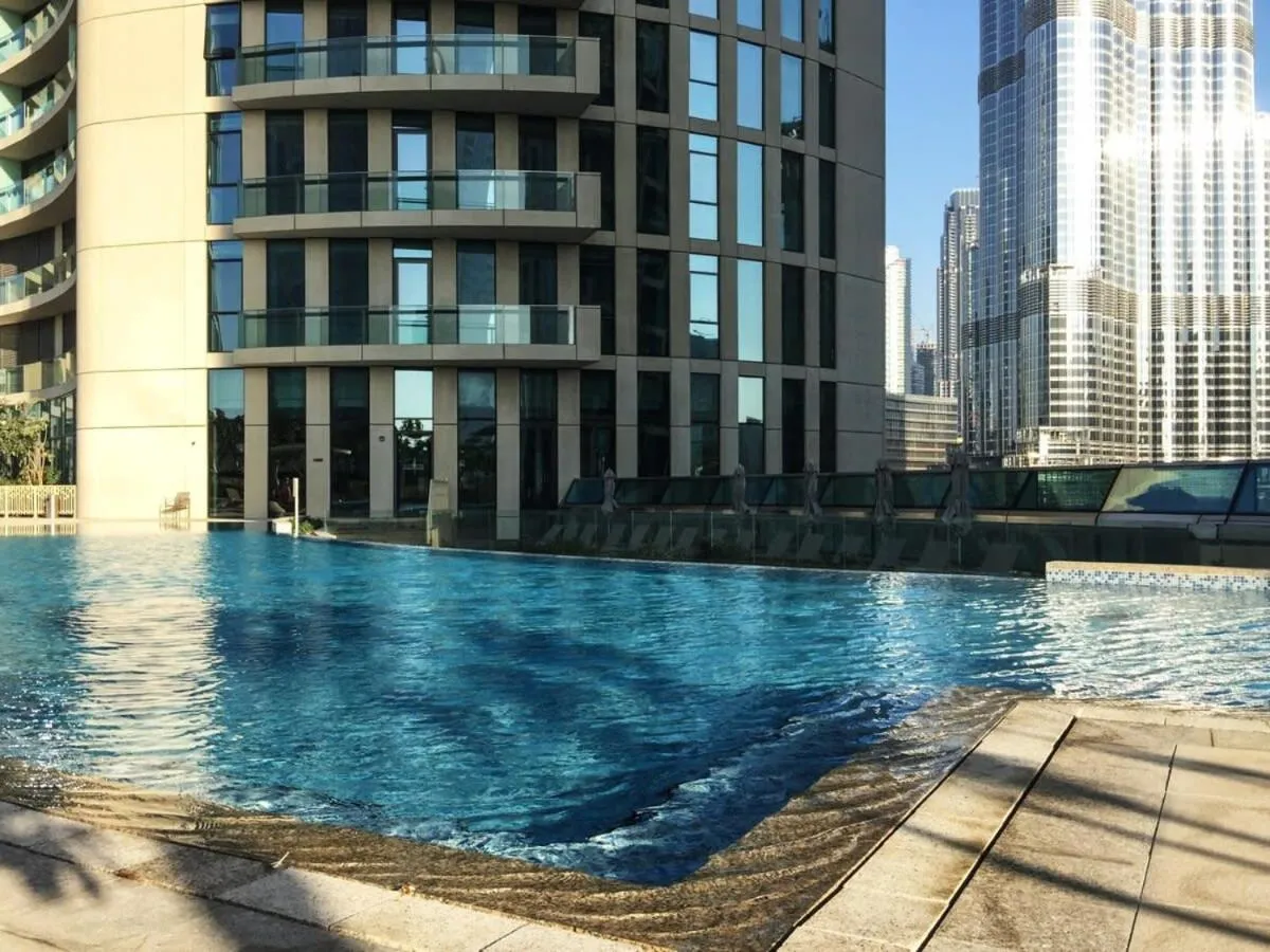 Frank Porter - Burj Vista Tower 2