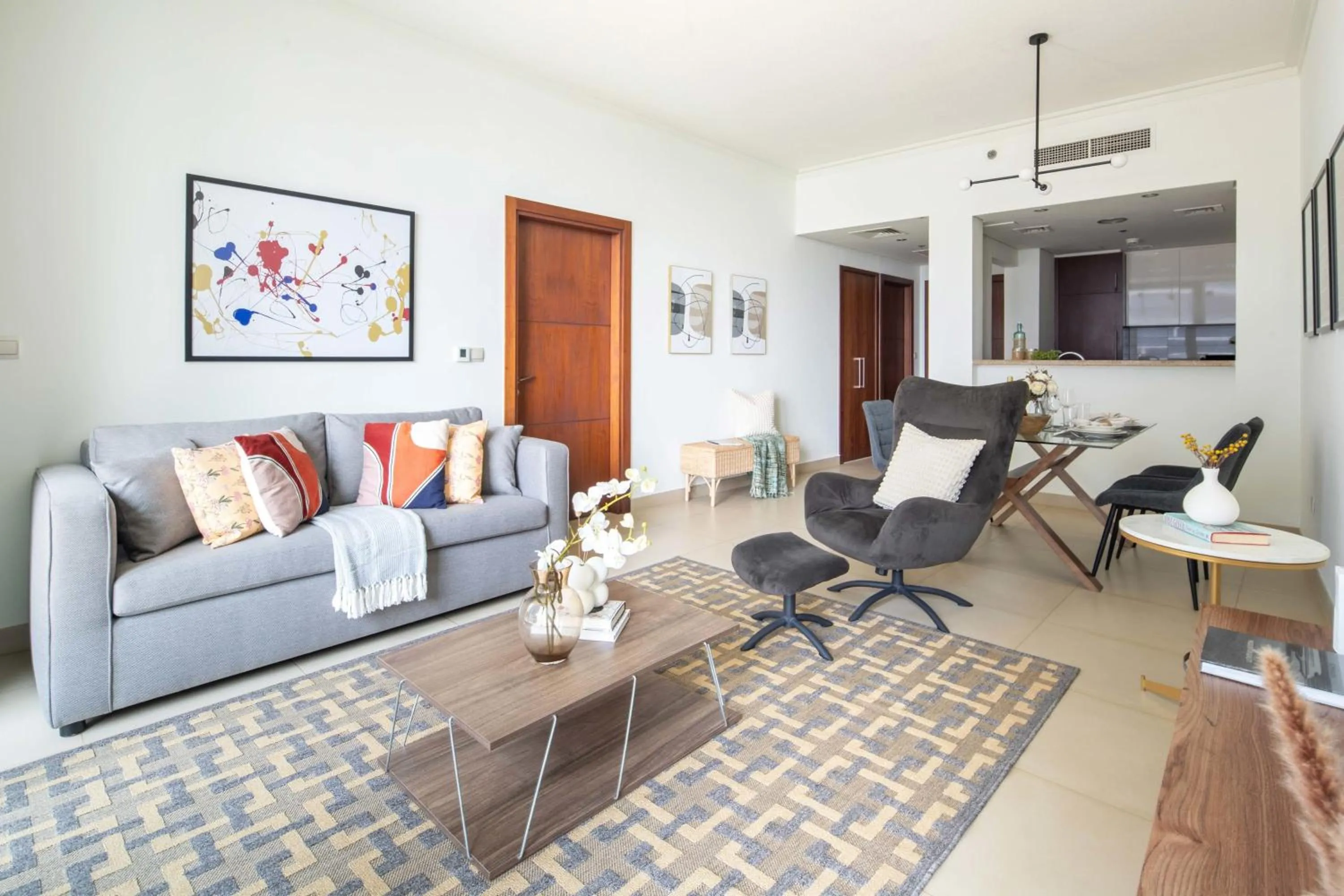 Frank Porter - Burj Vista Tower 2