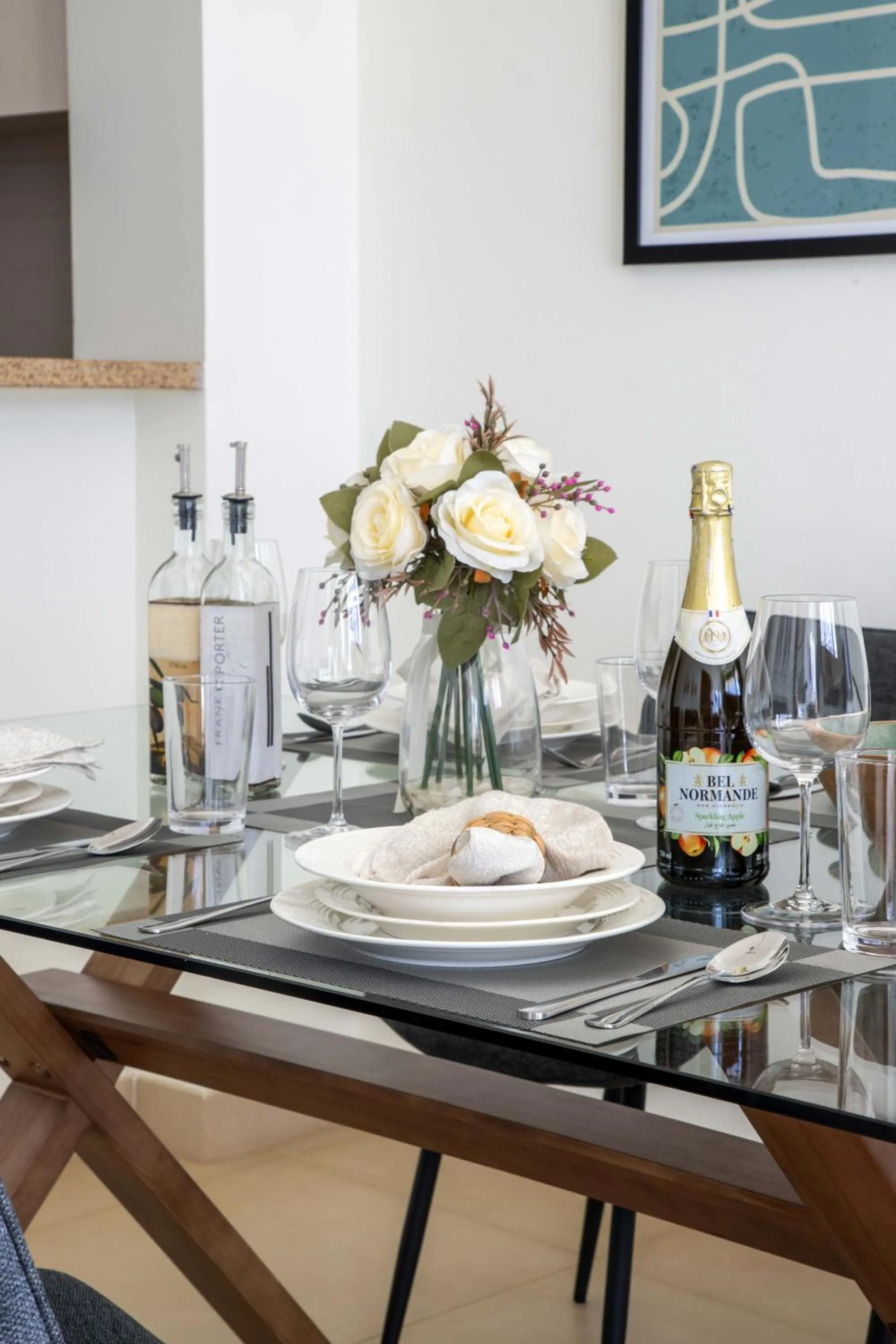 Frank Porter - Burj Vista Tower 2