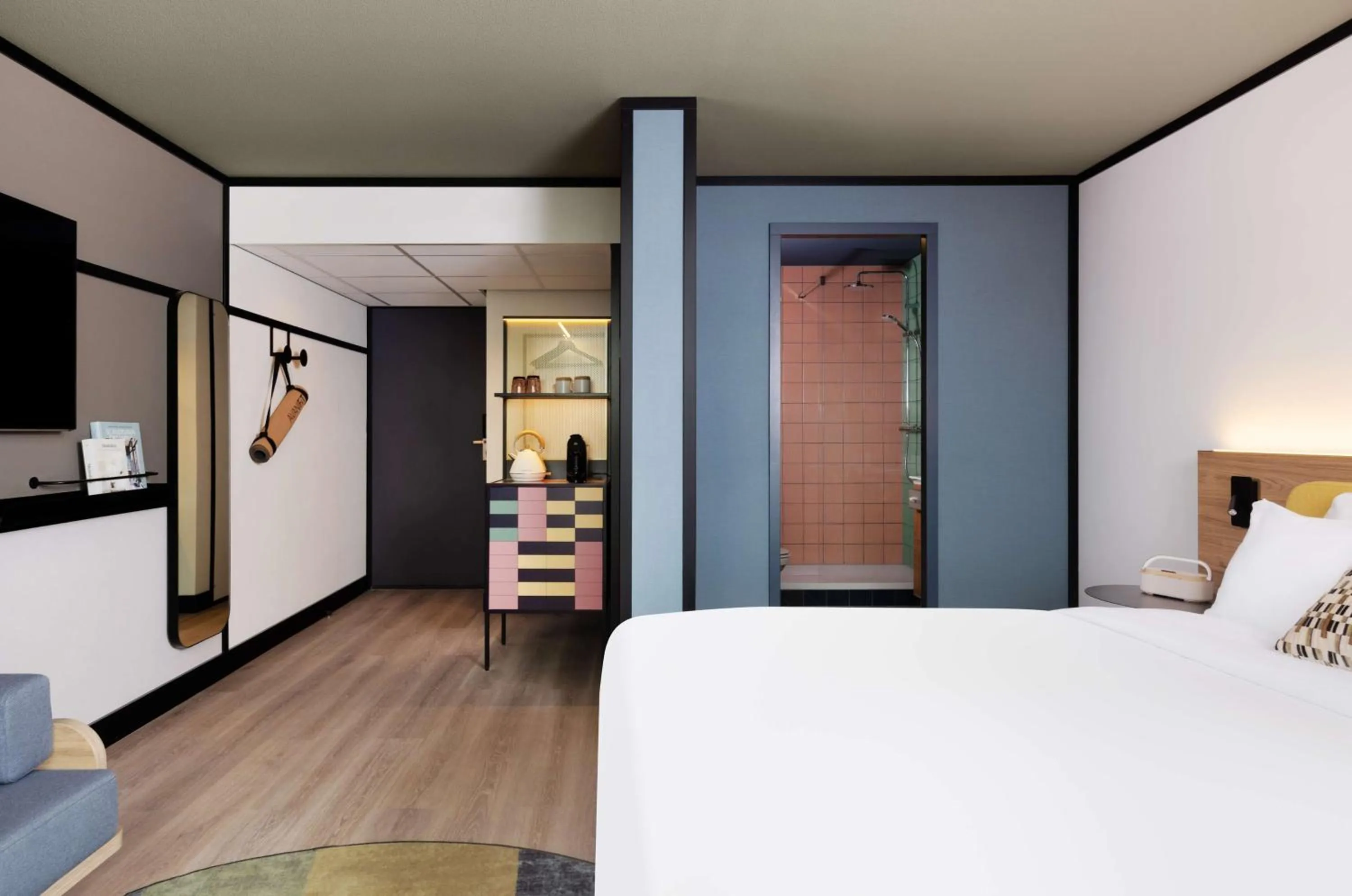 Fitness centre/facilities, Bed in Avani Museum Quarter Amsterdam Hotel