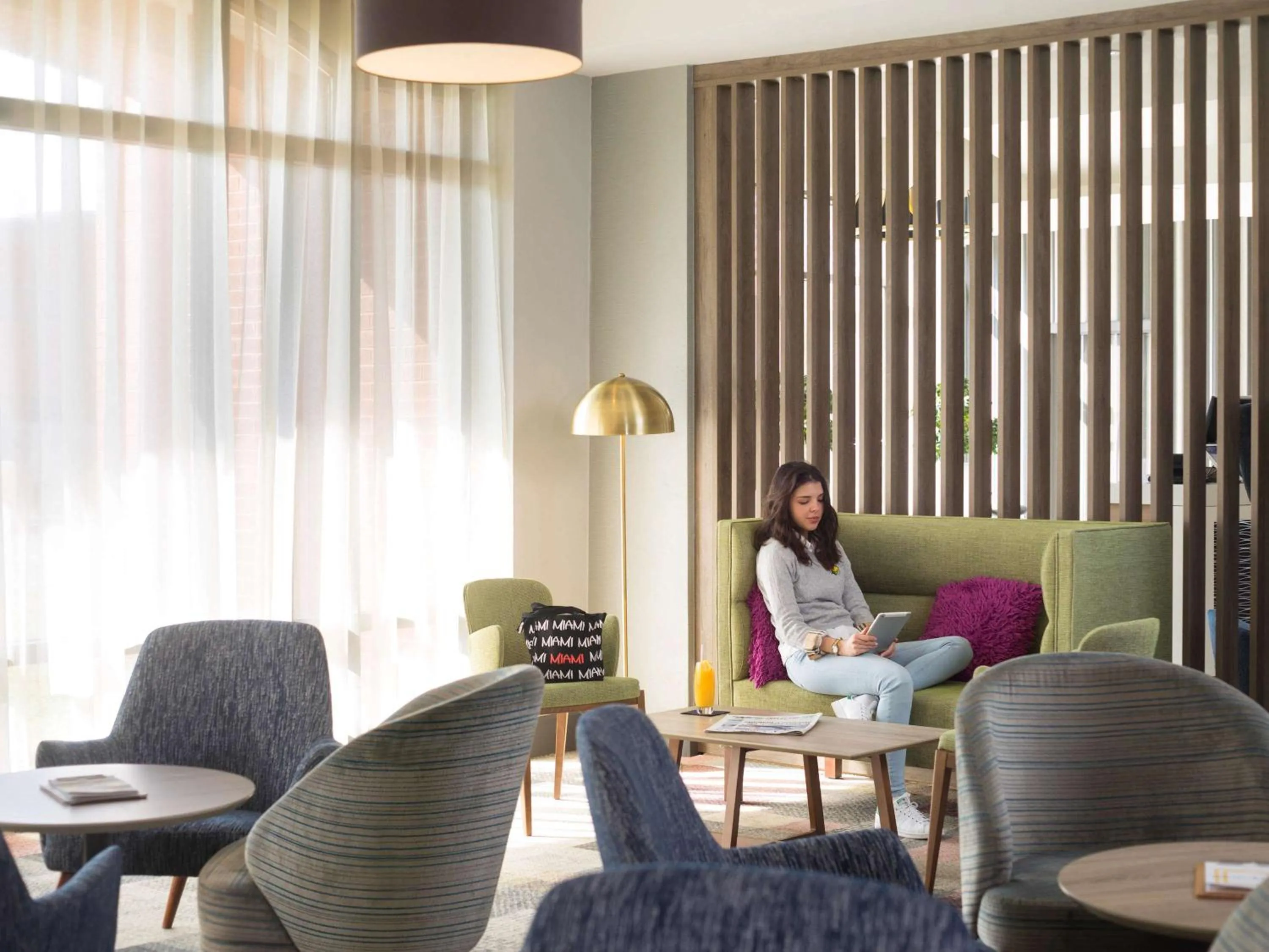 Lounge or bar in Novotel Ipswich Centre