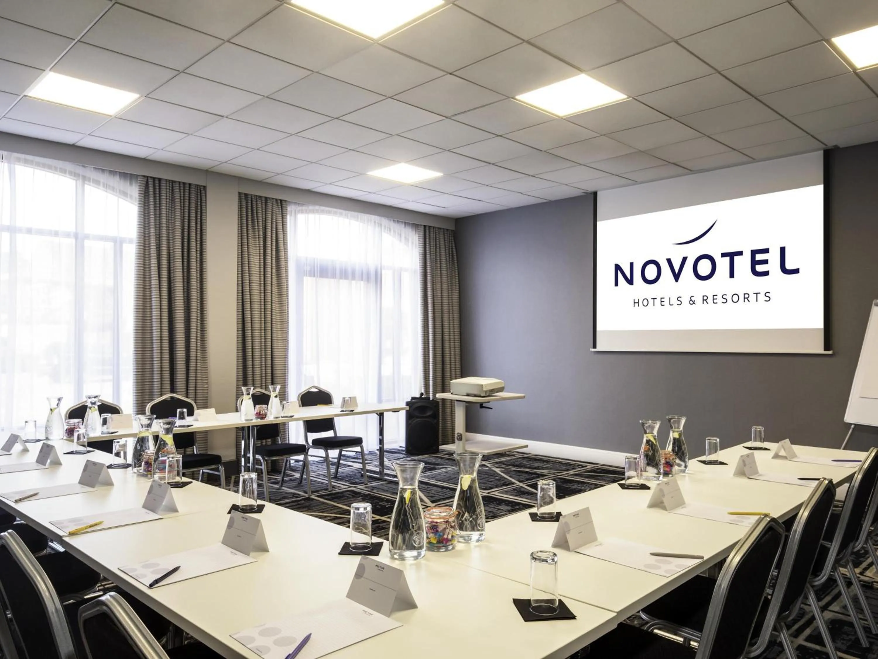 Meeting/conference room in Novotel Ipswich Centre