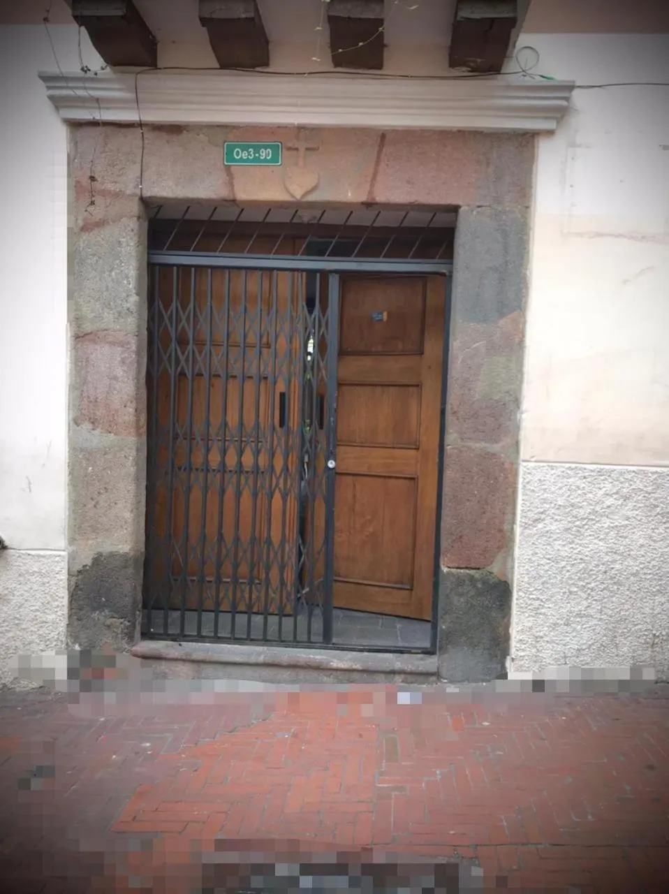 Facade/entrance in DON- PABLITo