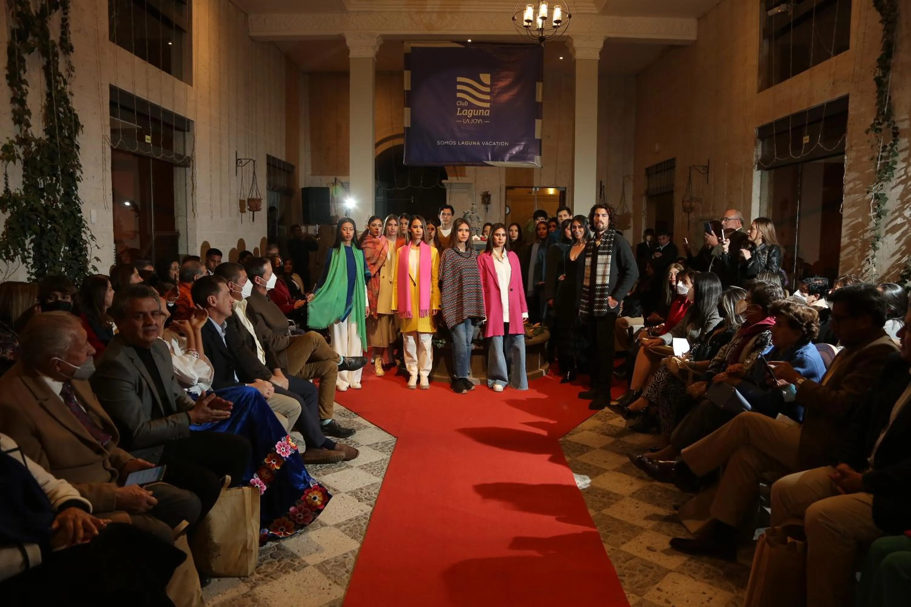 People in ARIQUEPAY HOTEL