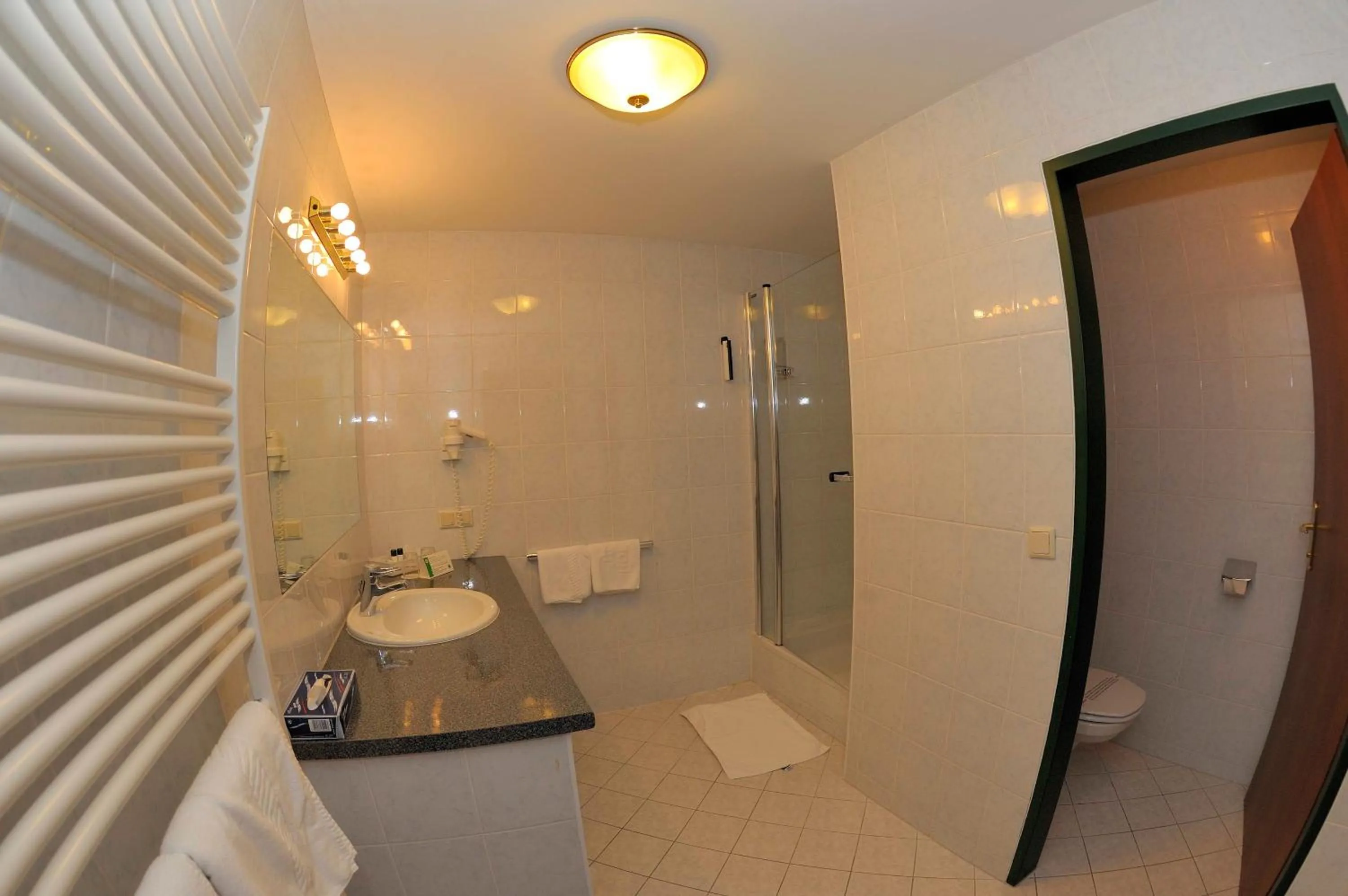 Shower in Tennis Golf Hotel Höllrigl