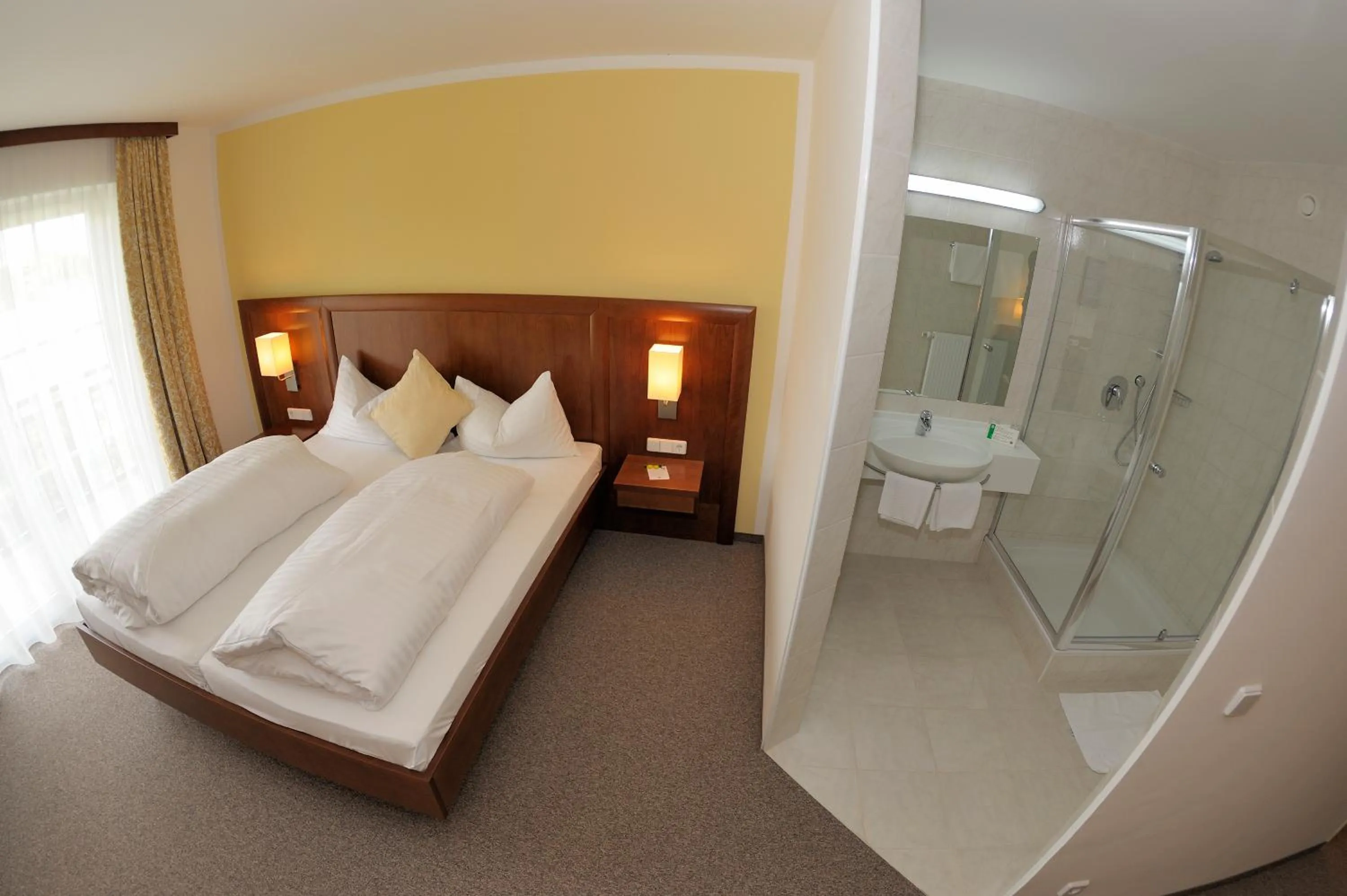 Photo of the whole room, Bed in Tennis Golf Hotel Höllrigl