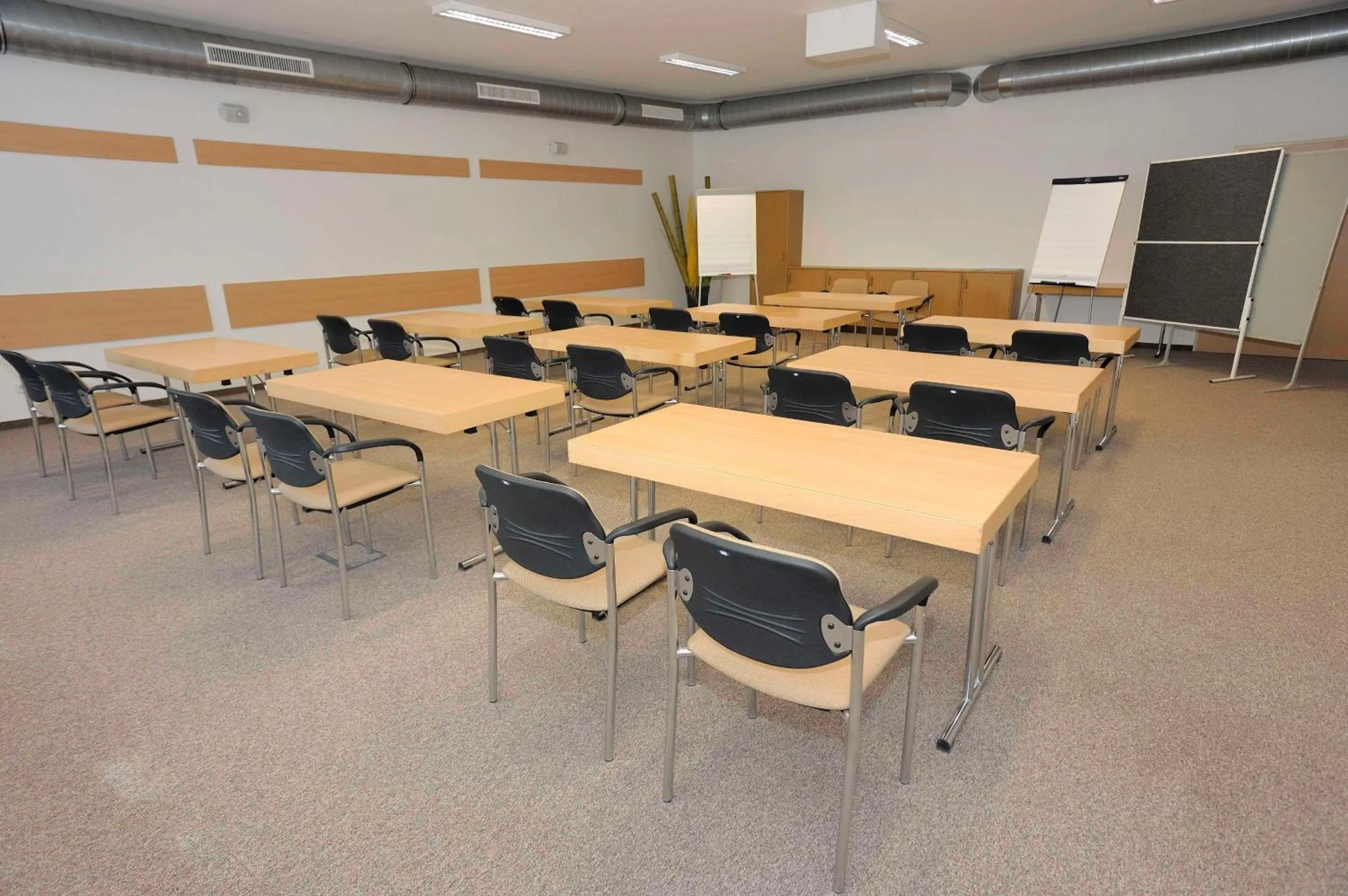 Business facilities in Tennis Golf Hotel Höllrigl