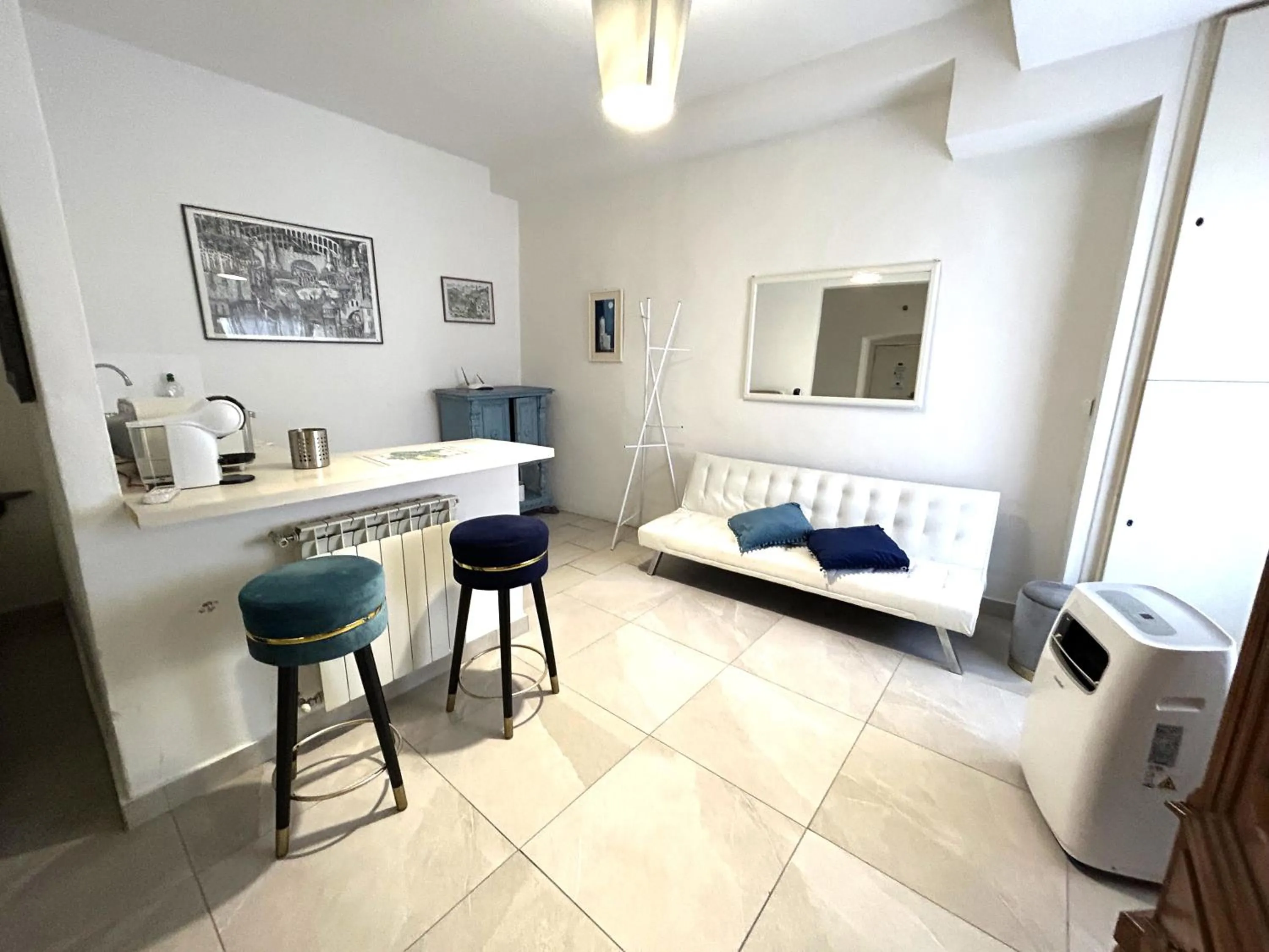 Kitchen or kitchenette, Bed in Allegra Toscana - Affittacamere Guest house Arezzo