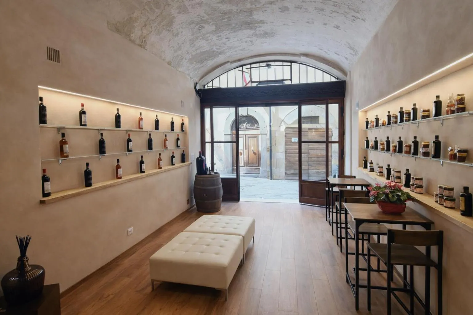 Shopping Area in Allegra Toscana - Affittacamere Guest house Arezzo