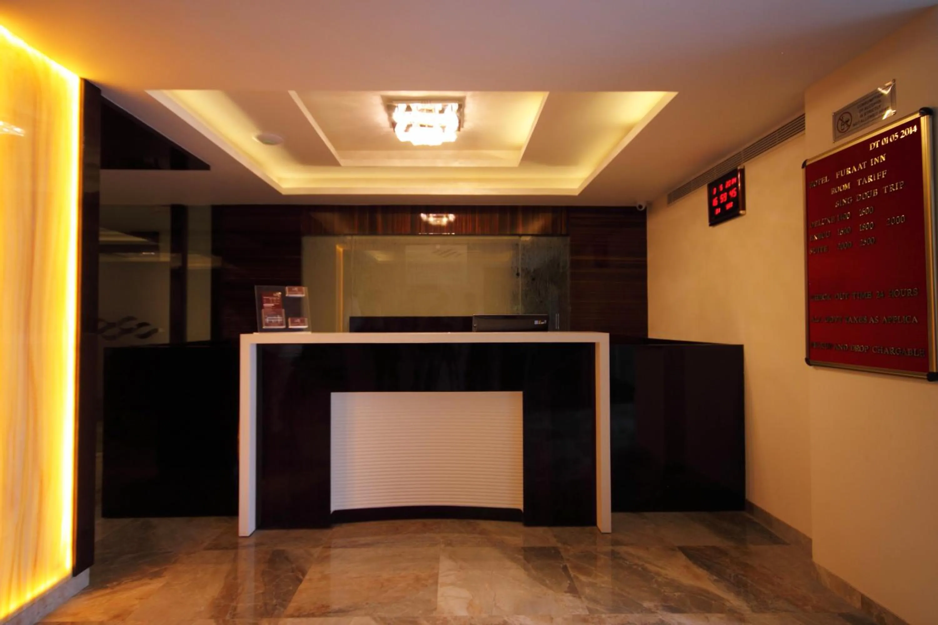 Lobby or reception in Hotel Furaat Inn