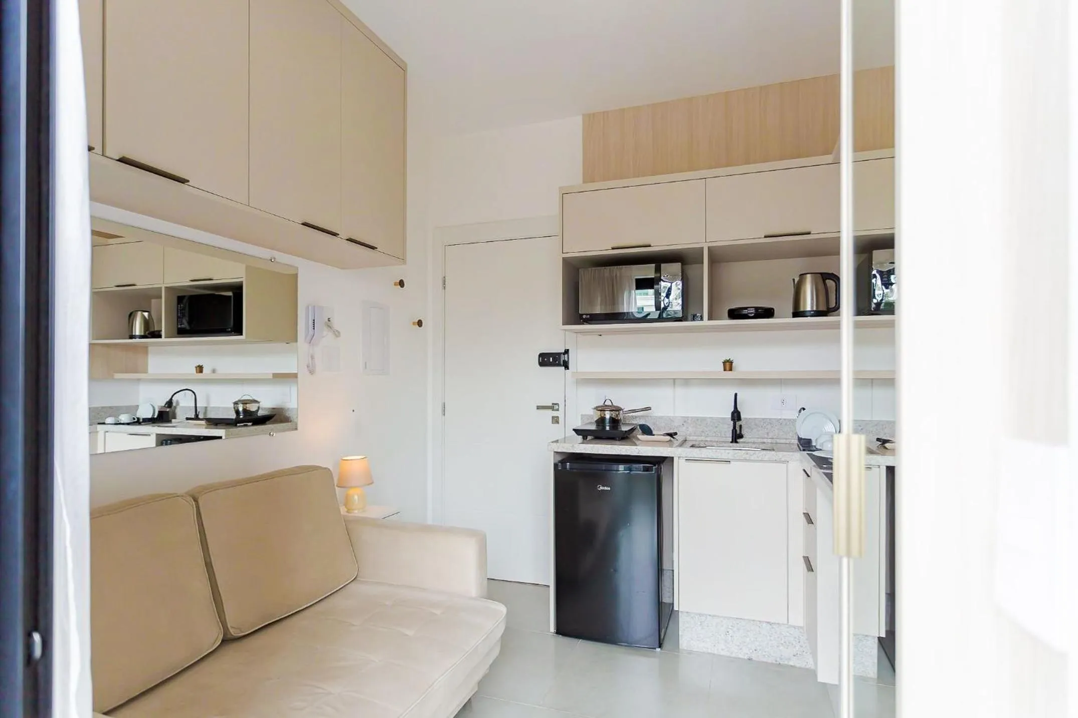 Photo of the whole room in Start - Vila Izabel | Gonzaga Stays