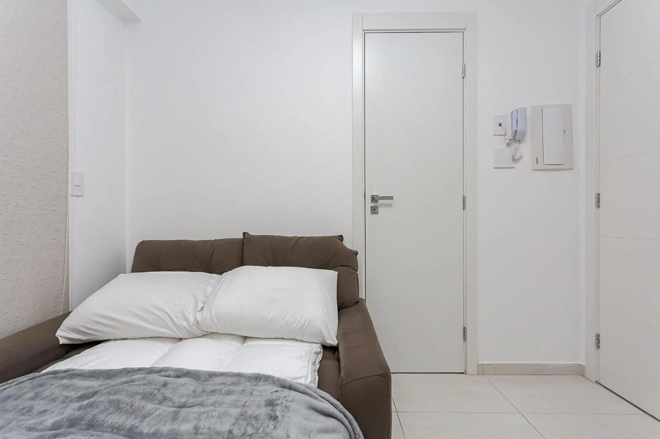 Photo of the whole room, Bed in Start - Vila Izabel | Gonzaga Stays