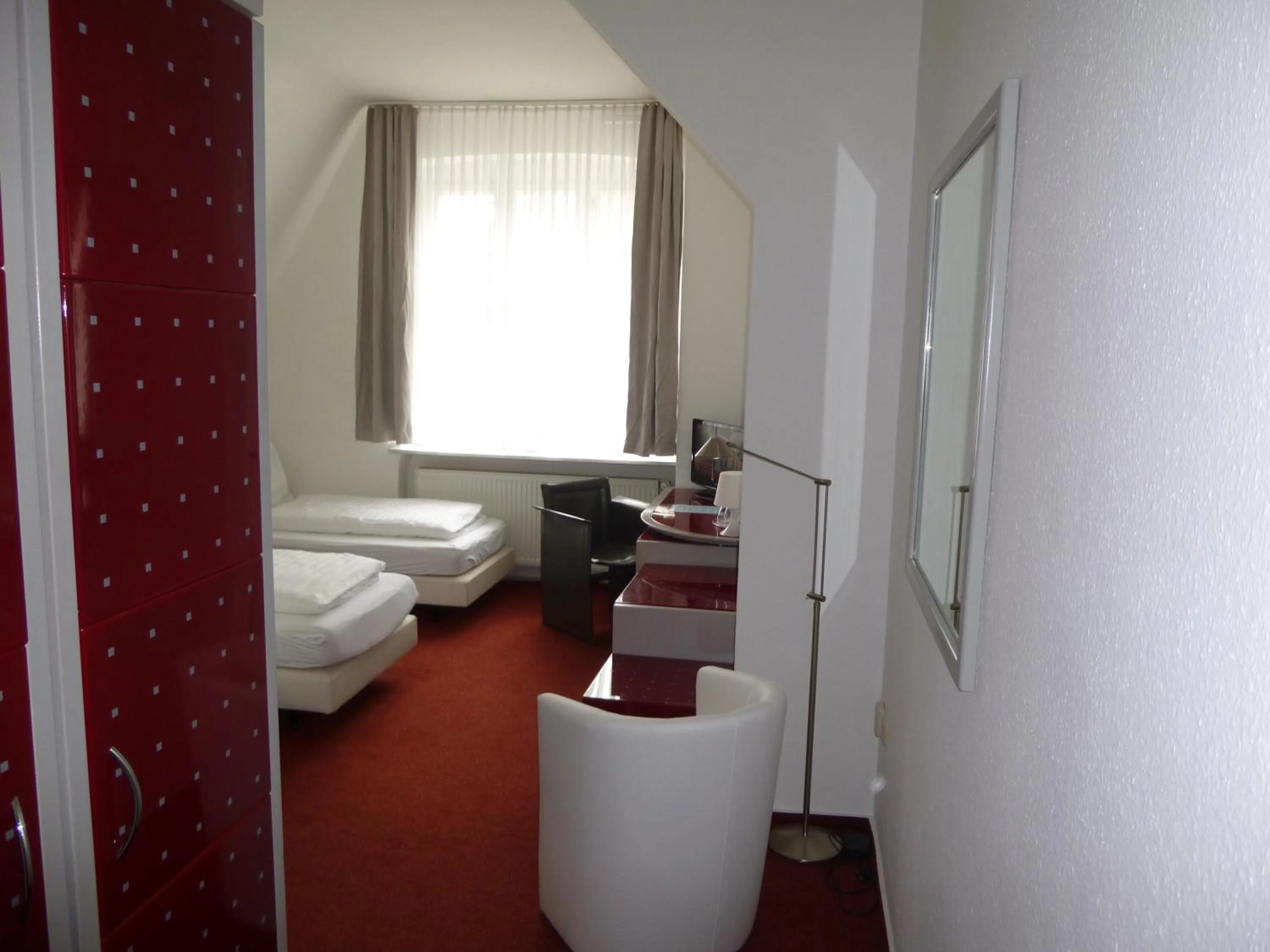 Day, Bed in Hotel Adler