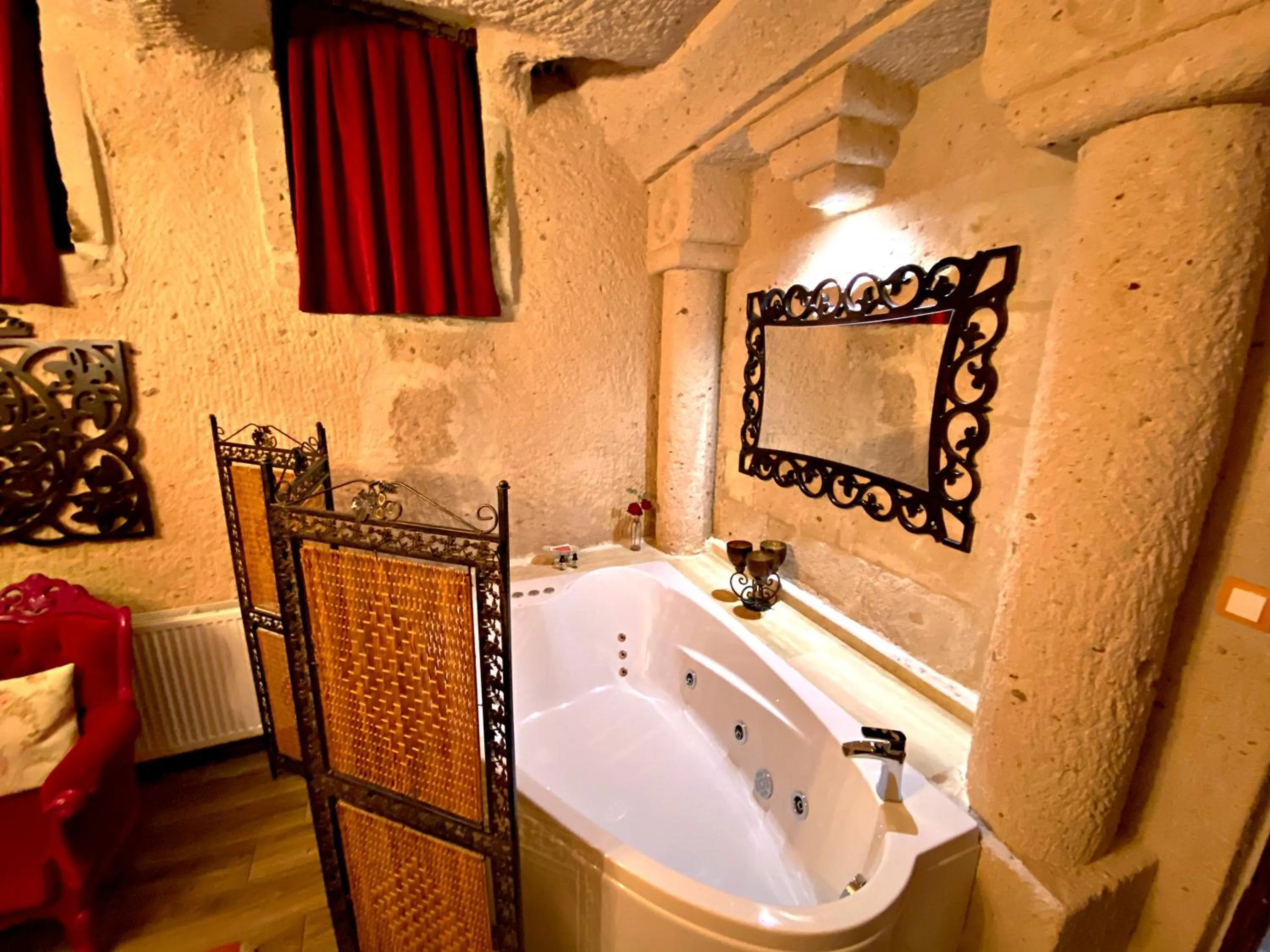 Bath in Mimi Cappadocia Luxury Cave Hotel