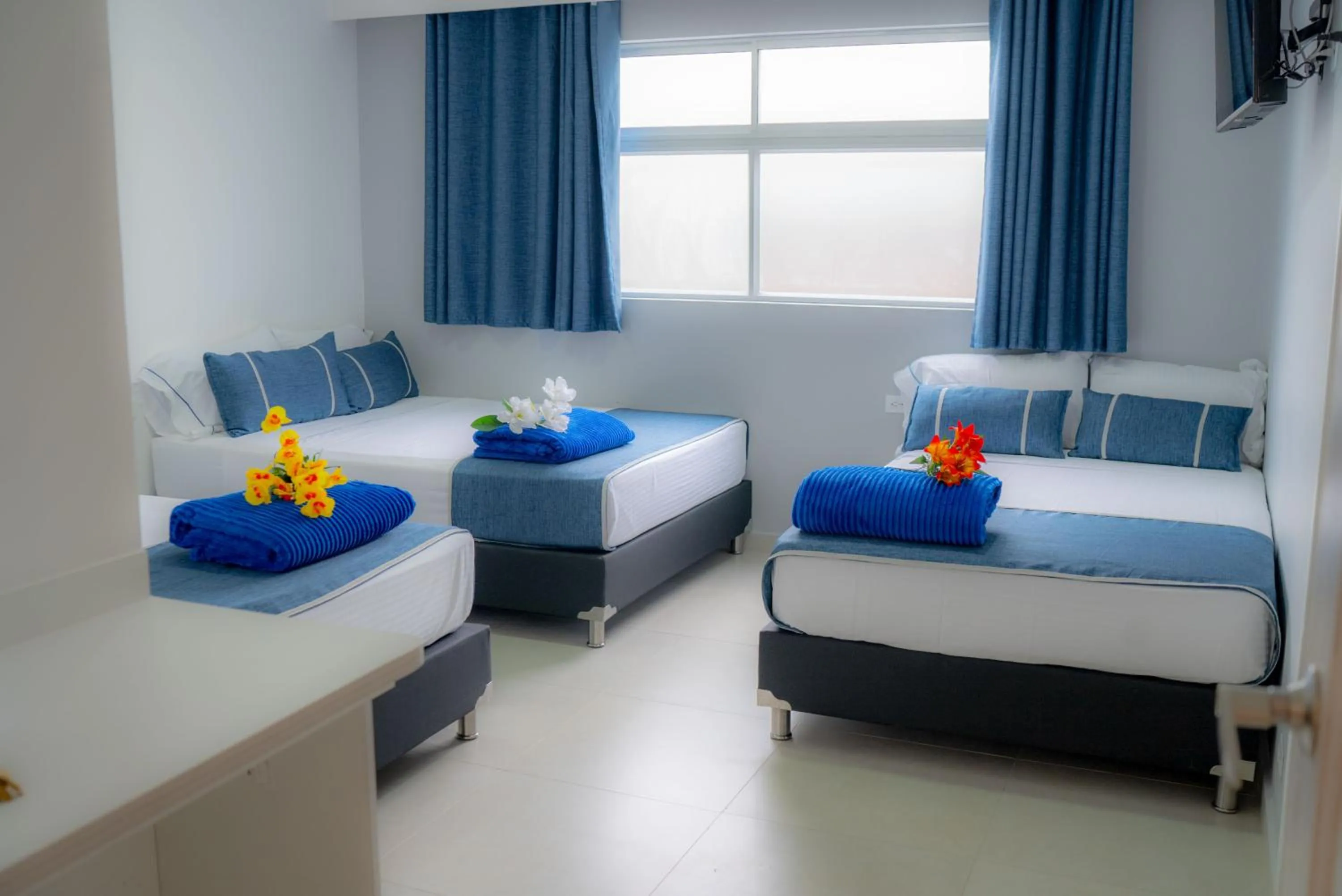 Bed in El Oscar Hotel