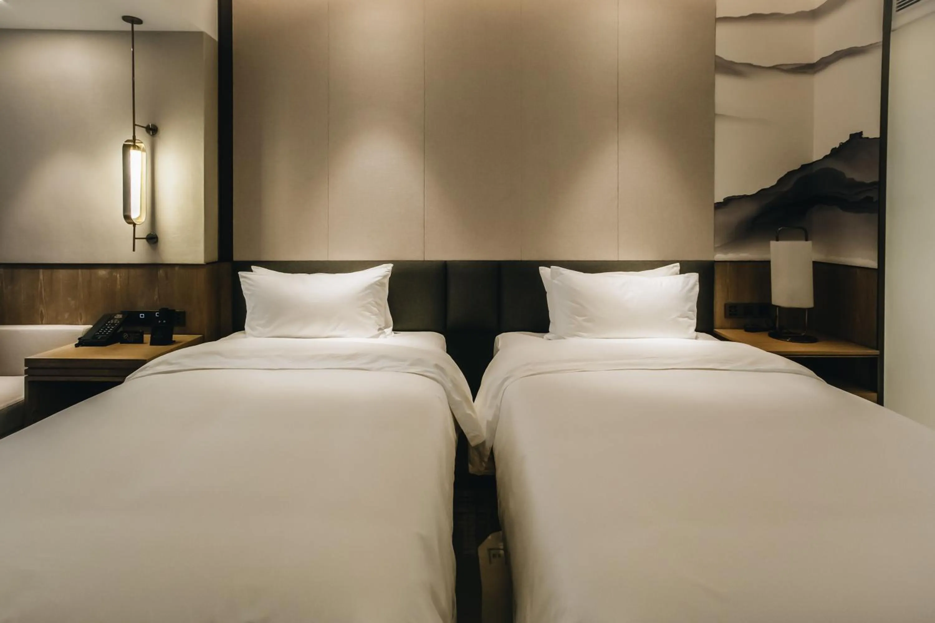 Photo of the whole room, Bed in Orienwit Hotel-Free Shuttle Bus fir Canton Fair