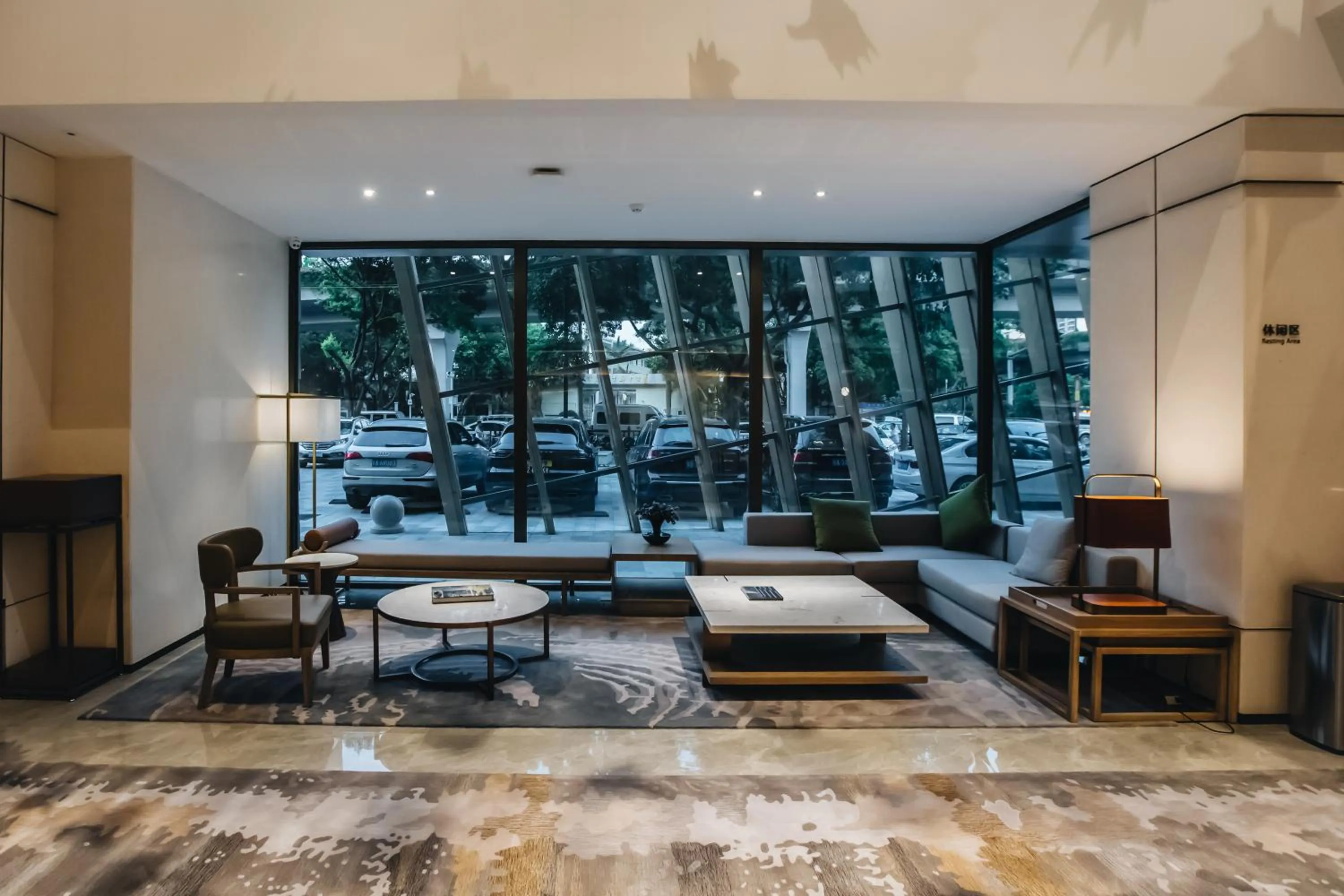 Seating area in Orienwit Hotel-Free Shuttle Bus fir Canton Fair