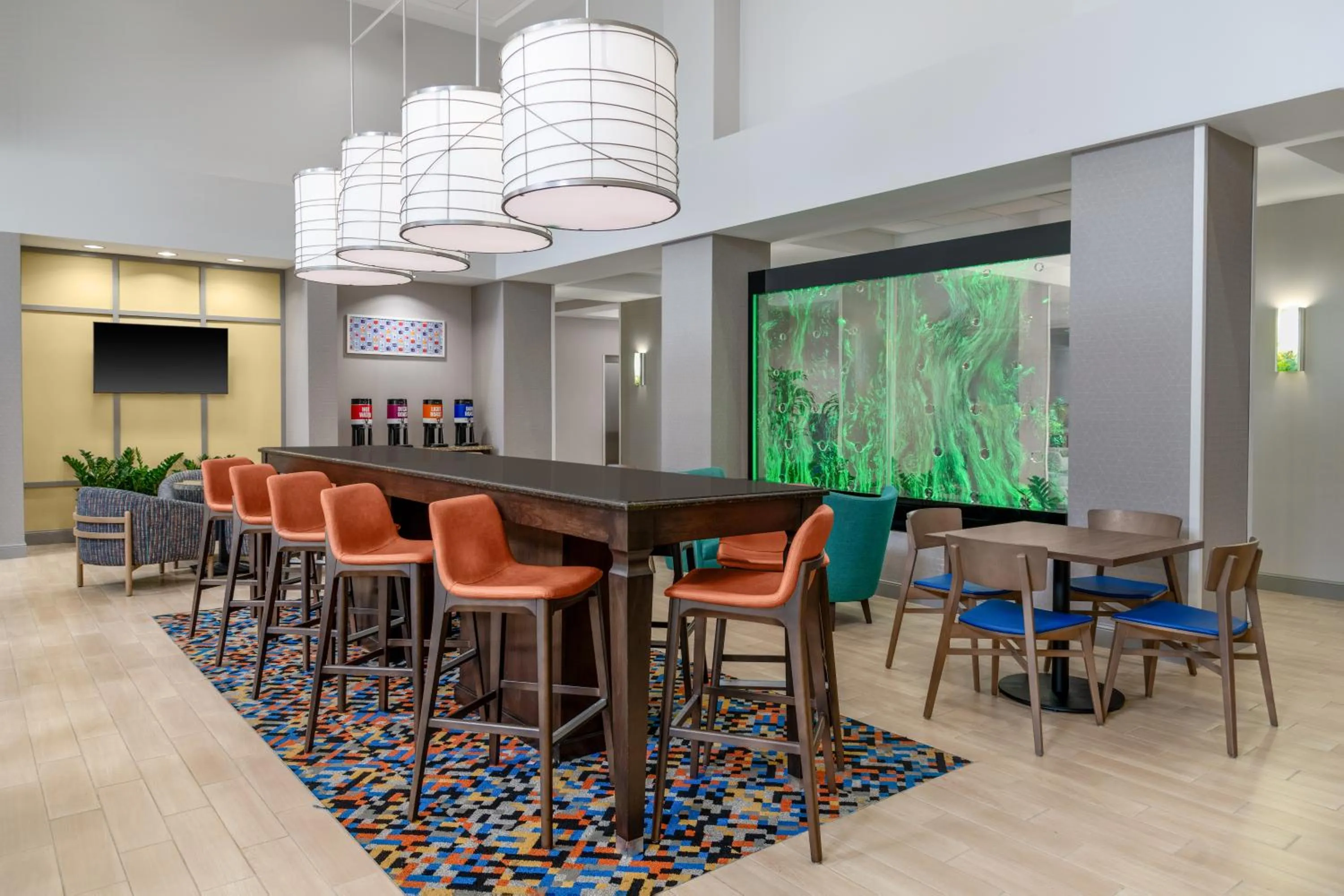 Seating area in Hampton Inn and Suites Coconut Creek