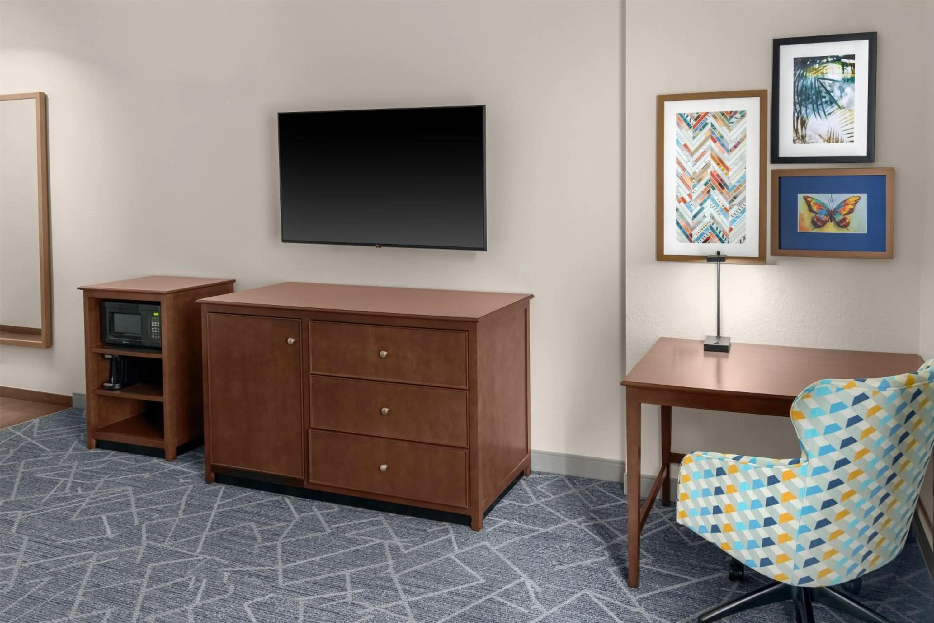 Bedroom in Hampton Inn and Suites Coconut Creek