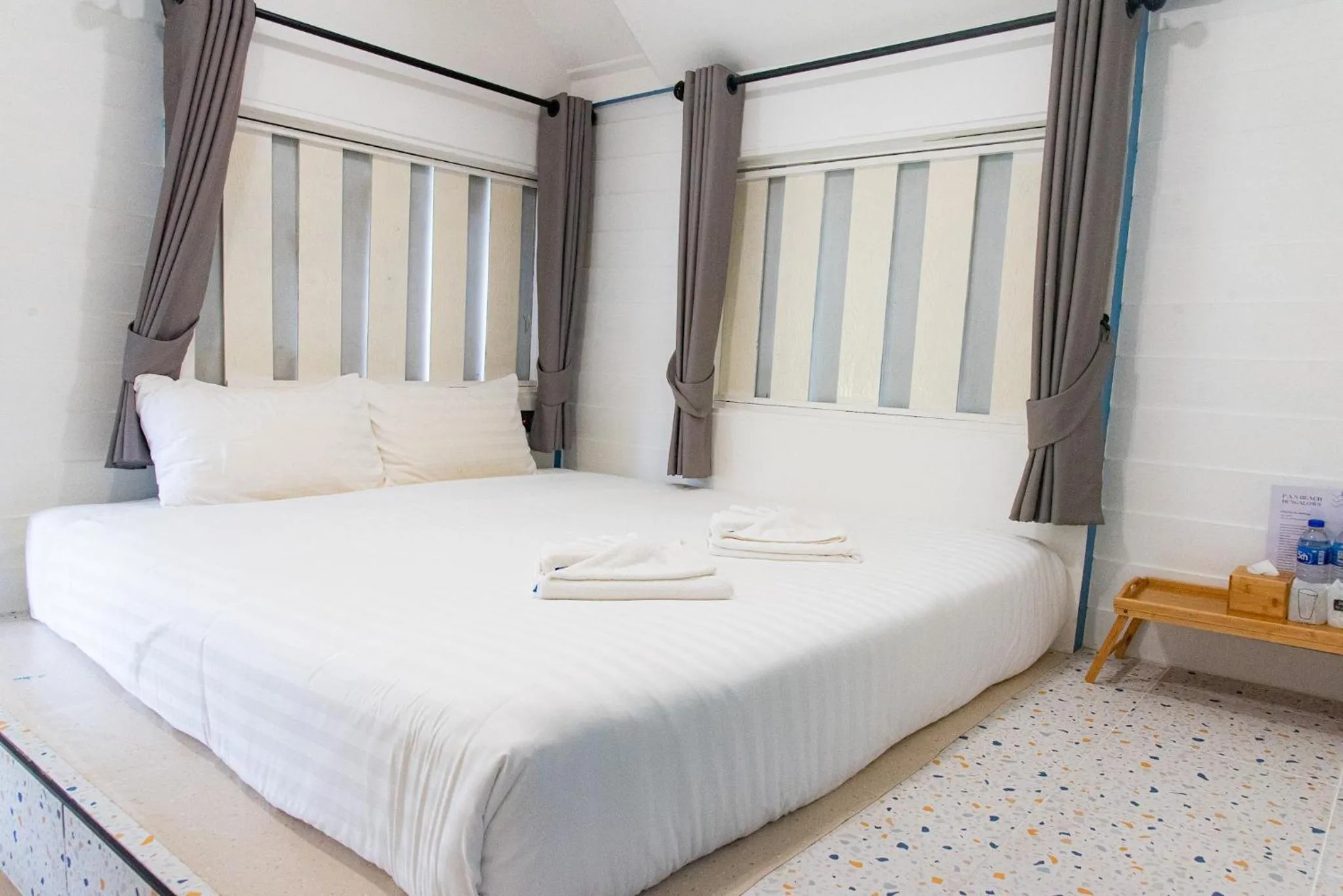 Photo of the whole room, Bed in PAN Beachfront Resort Krabi