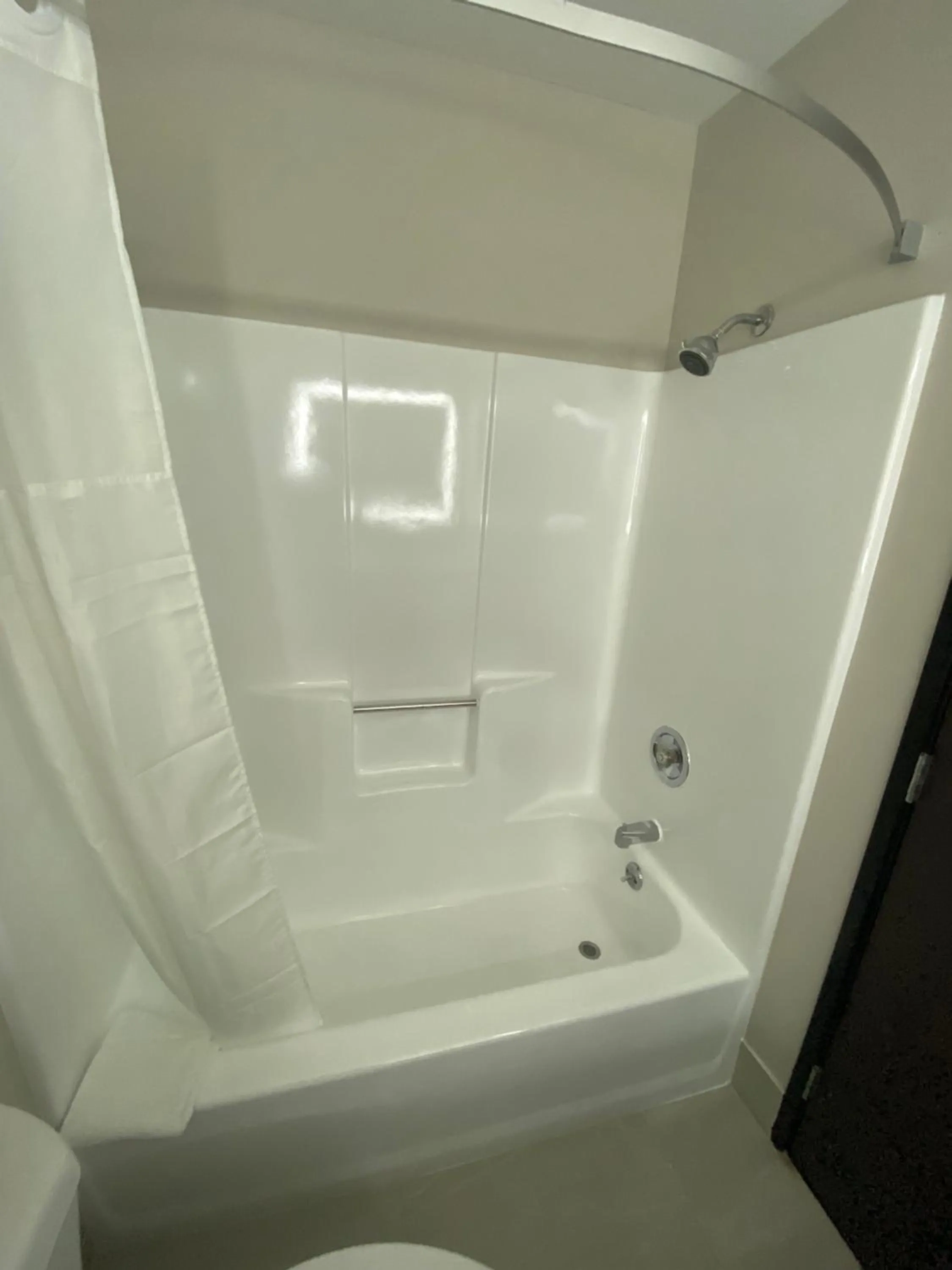 Super 8 by Wyndham Oshkosh Airport