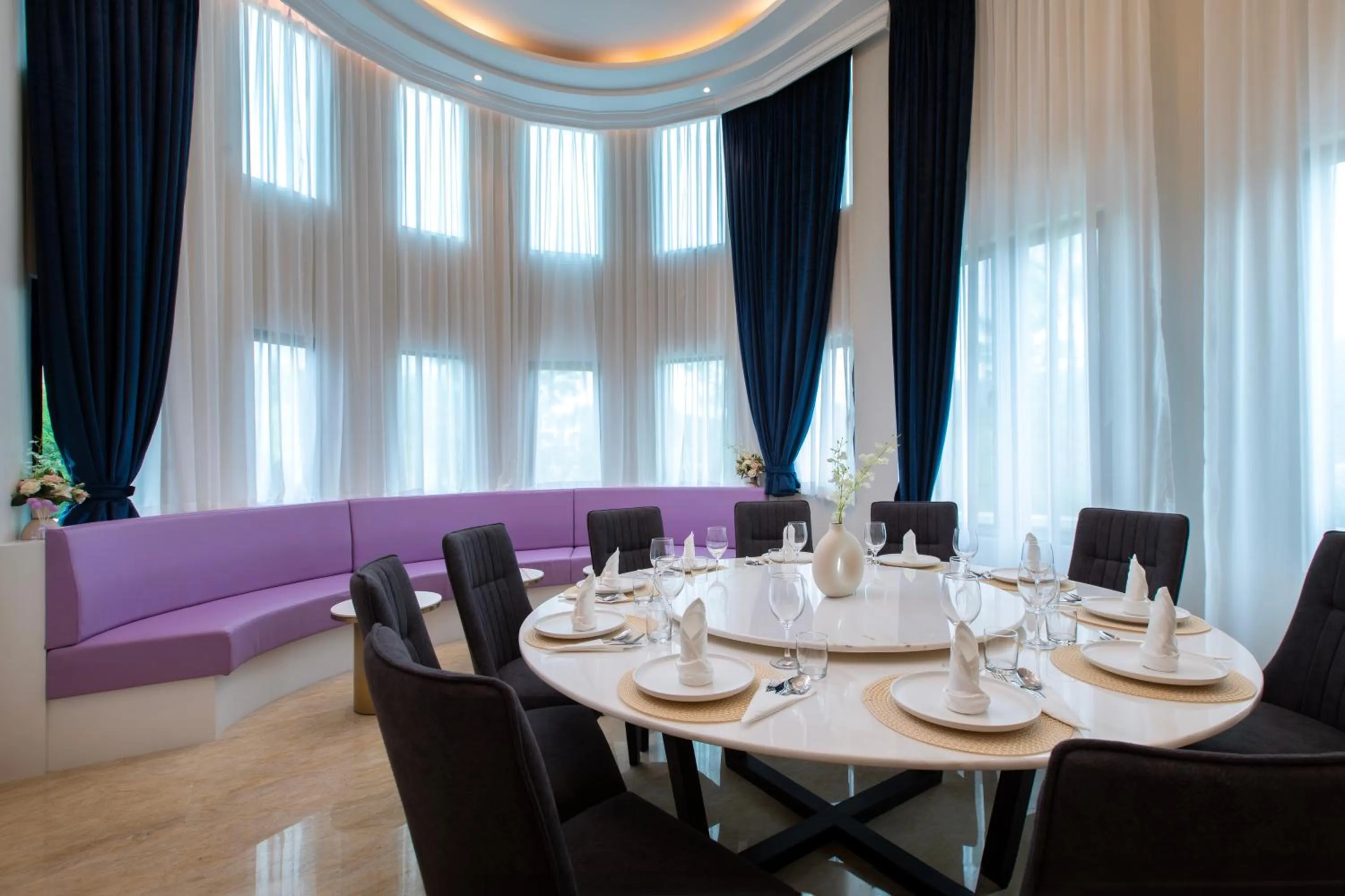 VIP in Cameron Lavender Mansion by PLAY