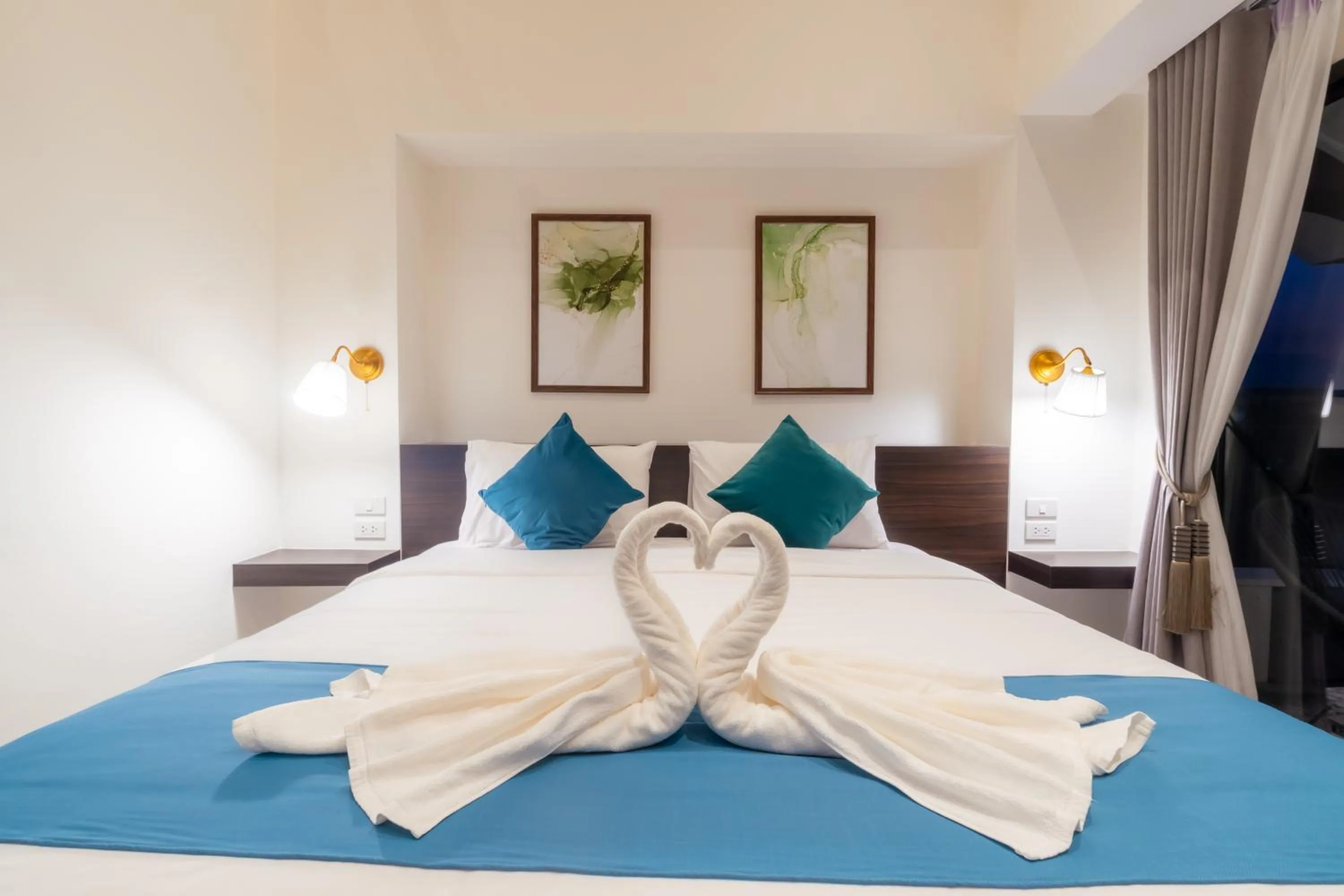 Bed in Le ville lanna Chiang Mai Gate Old Town Hotel