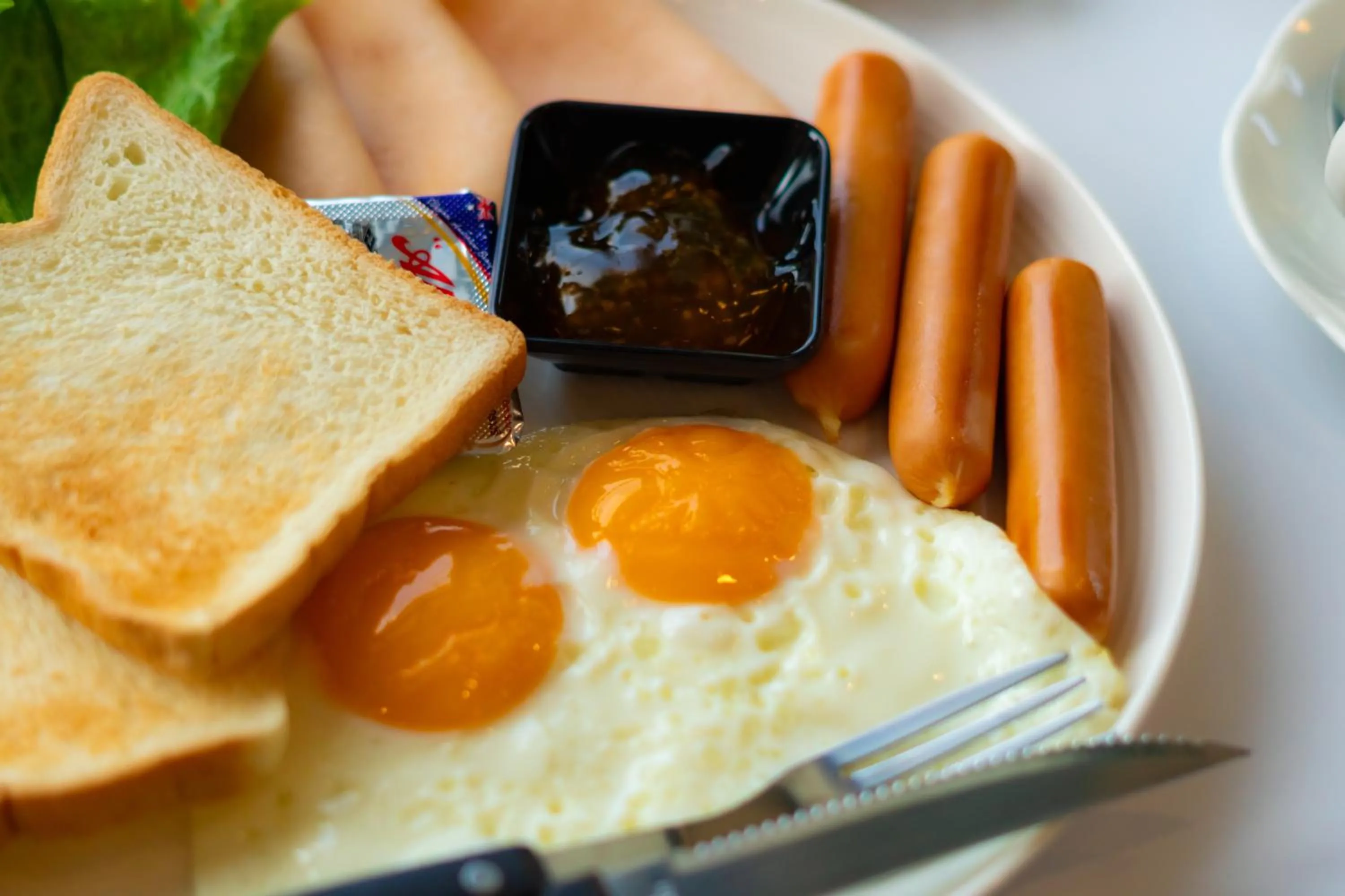 Food and drinks in Le ville lanna Chiang Mai Gate Old Town Hotel