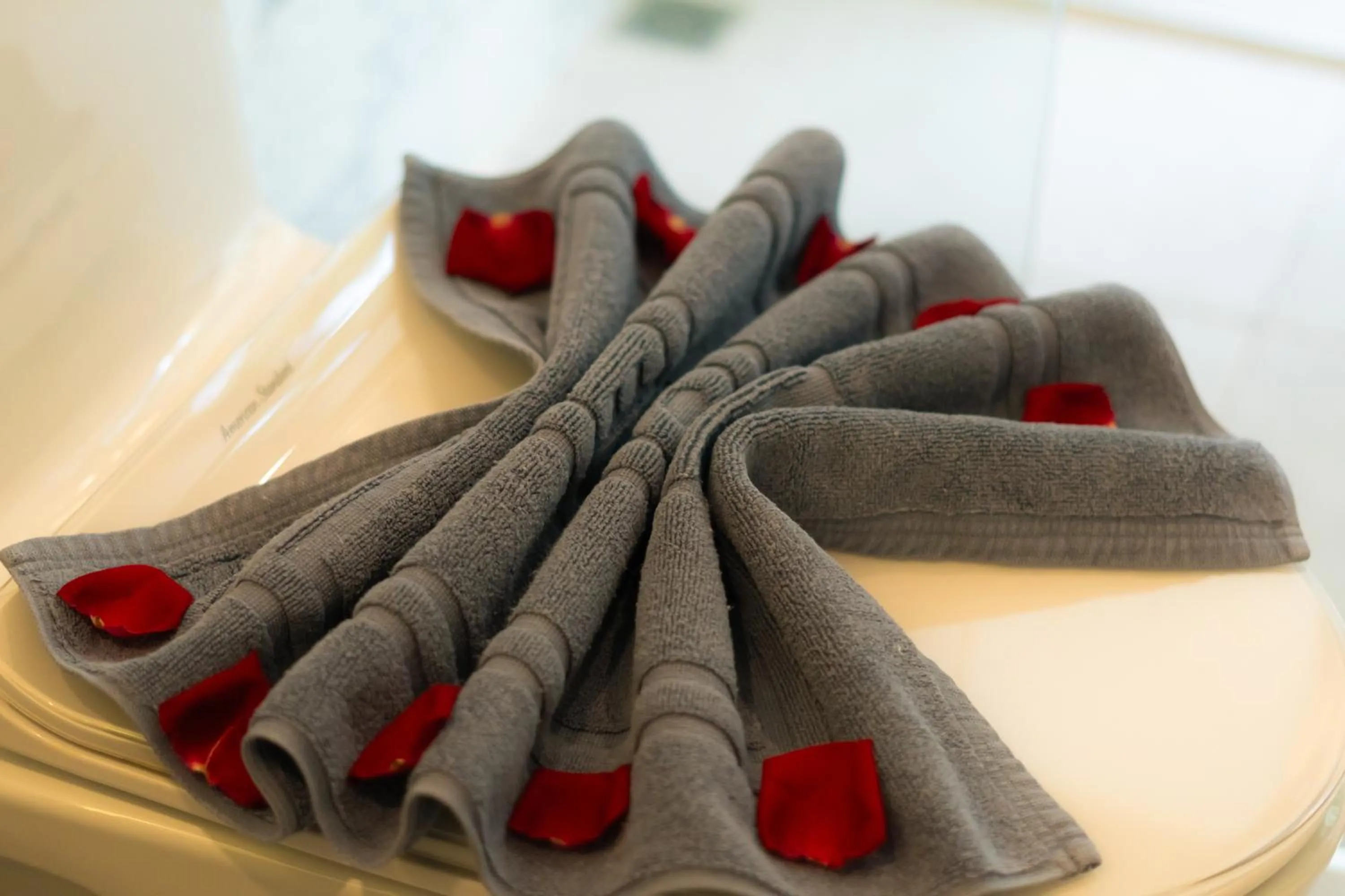 towels in Le ville lanna Chiang Mai Gate Old Town Hotel