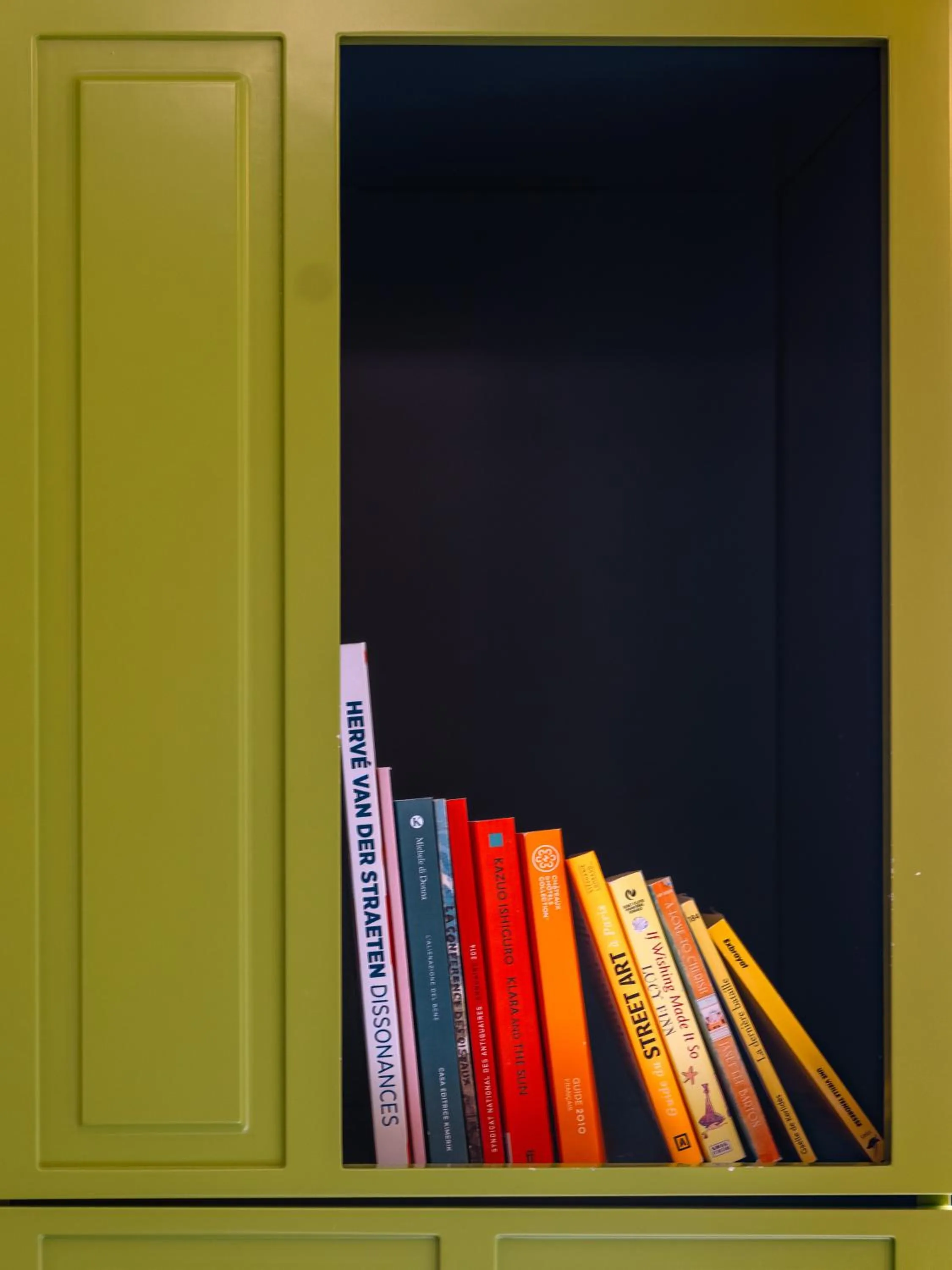 Decorative detail in Hôtel Crayon Rouge - Louvre Palais Royal